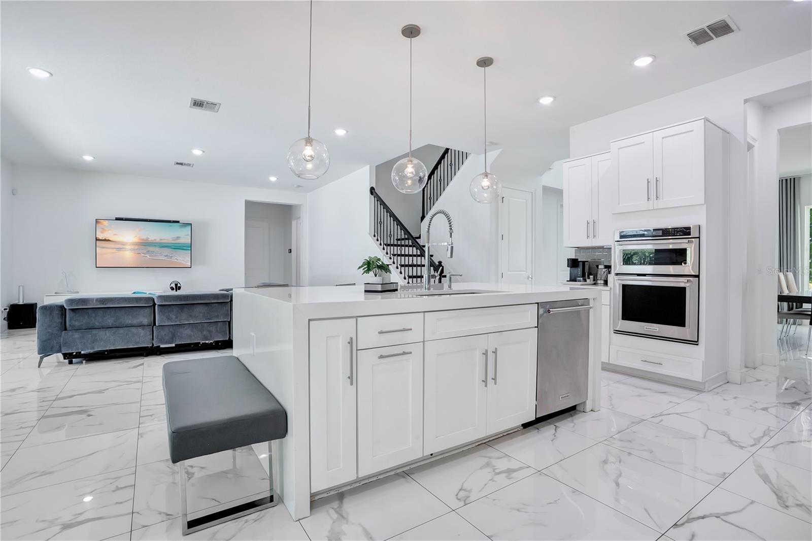 16548 RAVEN ROCK PL