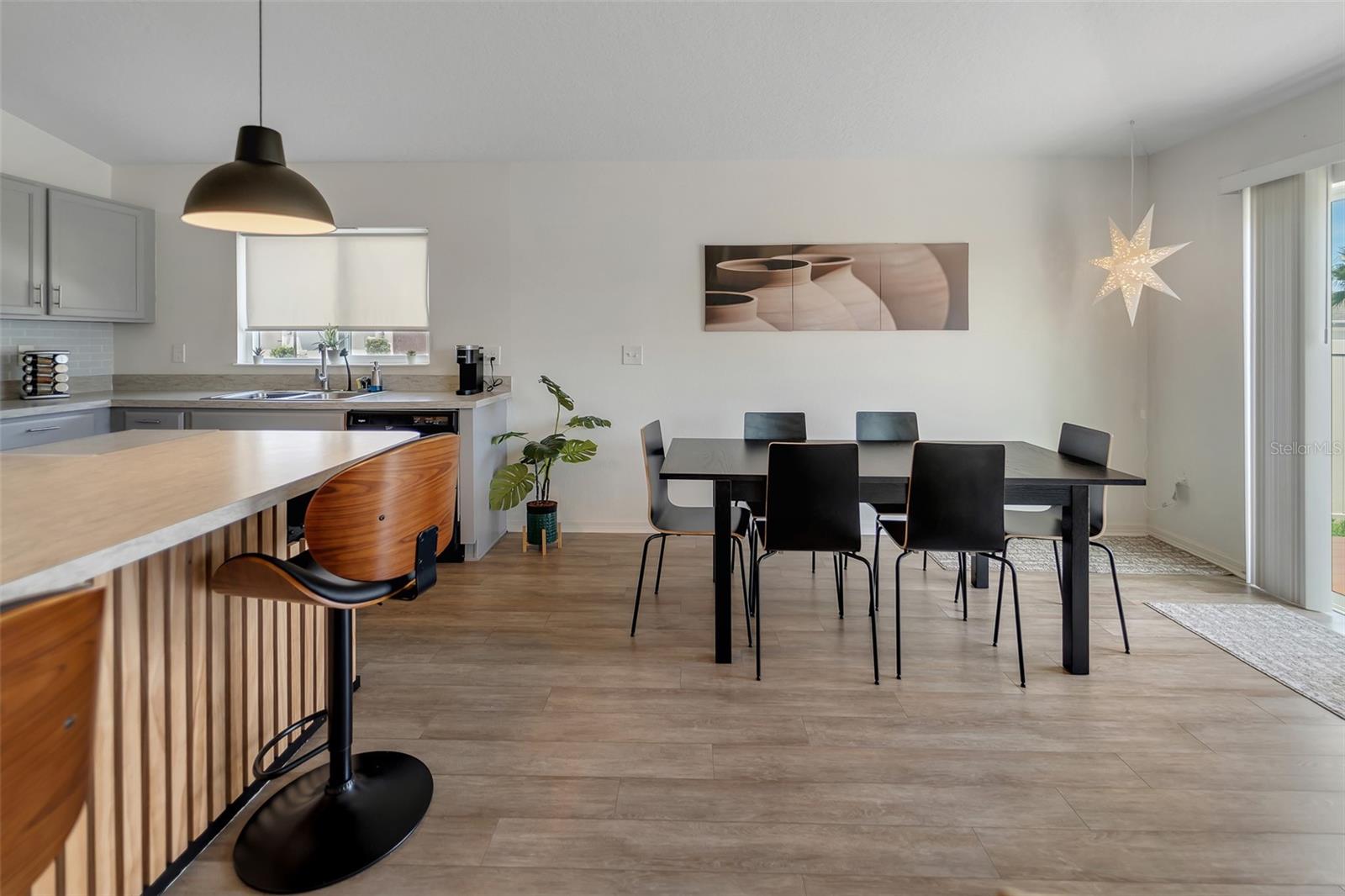3122 EAGLE HAMMOCK CIR