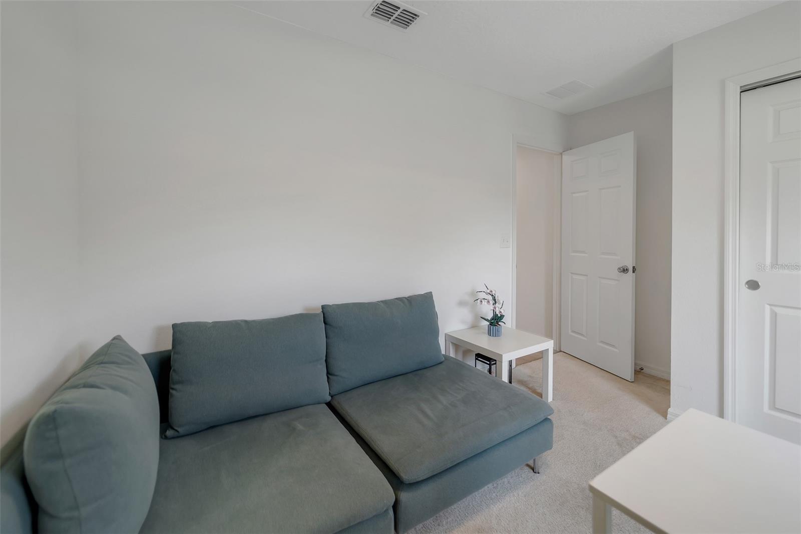 3122 EAGLE HAMMOCK CIR