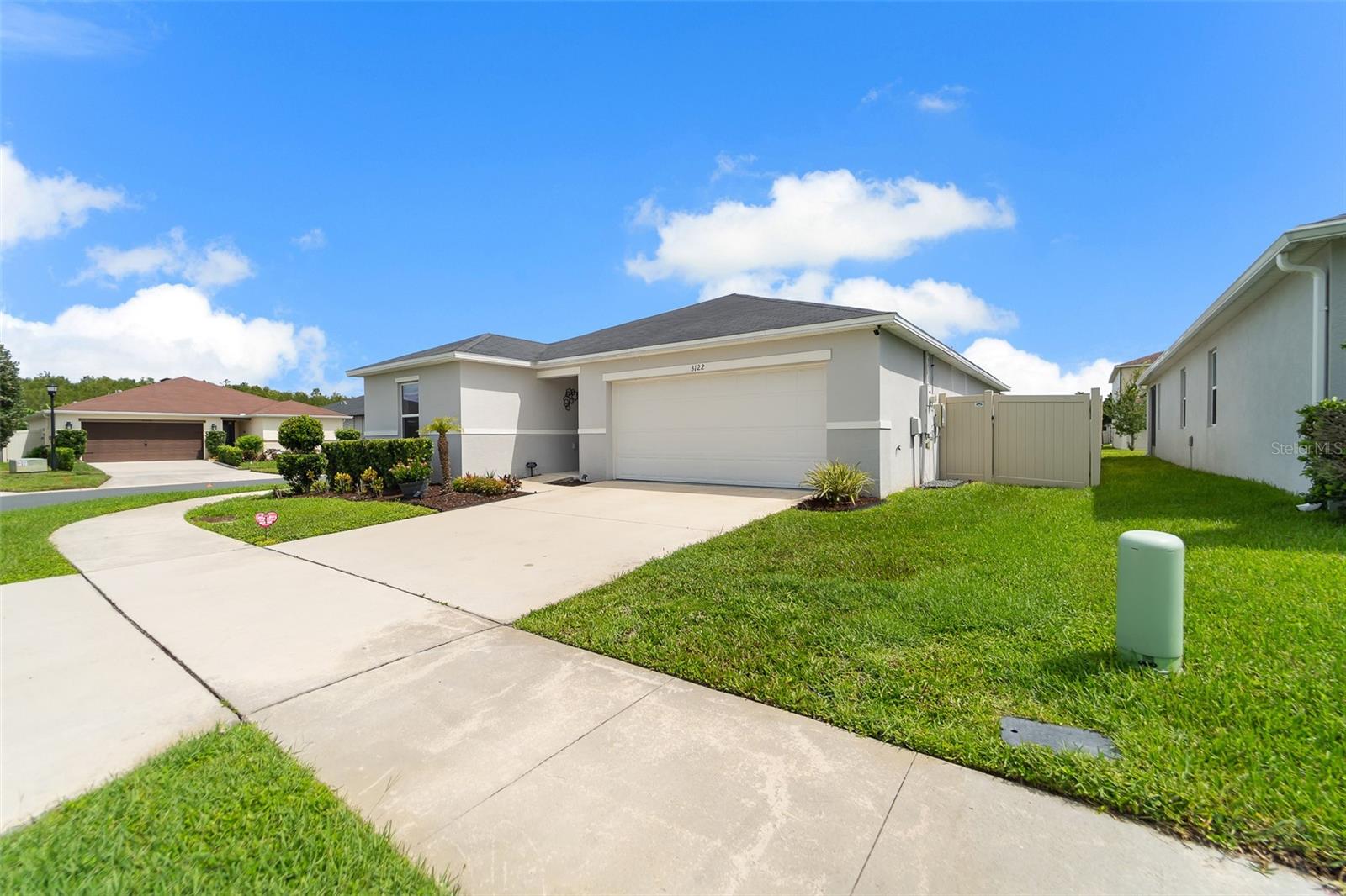 3122 EAGLE HAMMOCK CIR