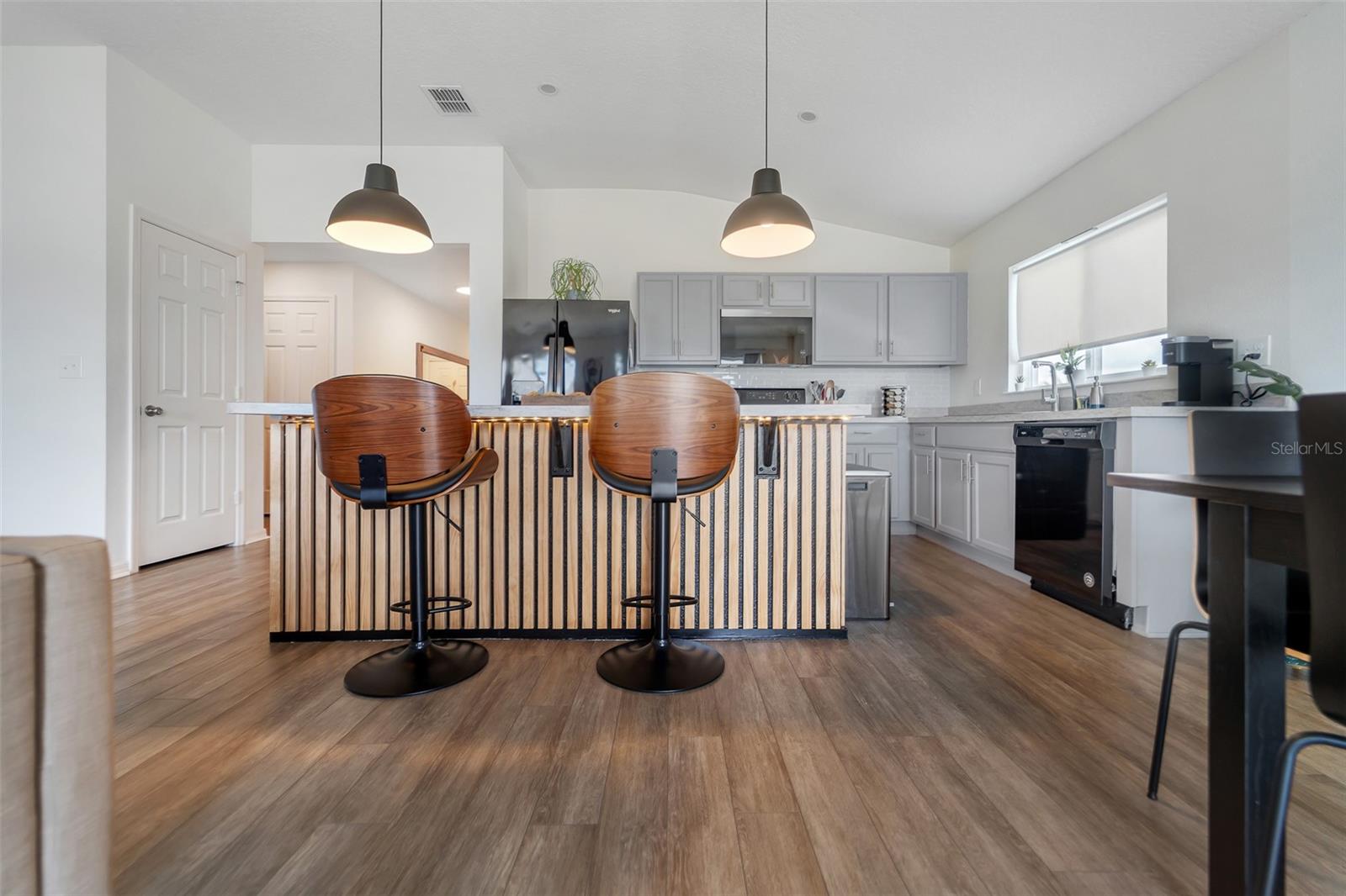 3122 EAGLE HAMMOCK CIR