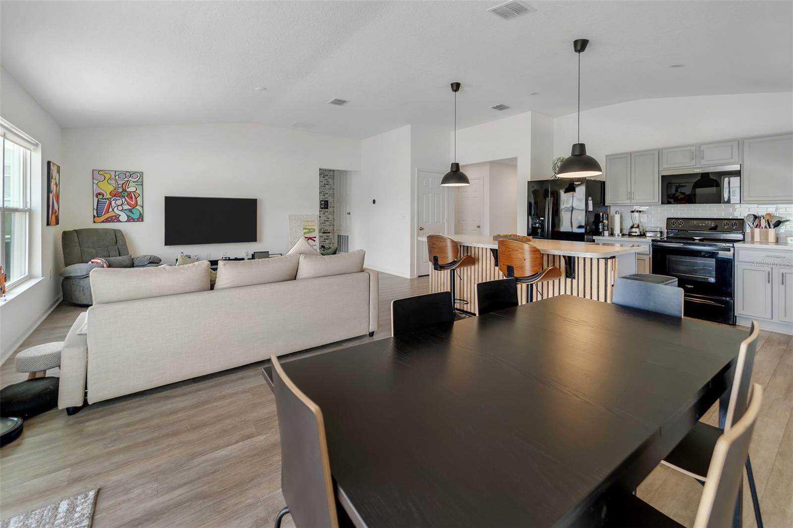 3122 EAGLE HAMMOCK CIR