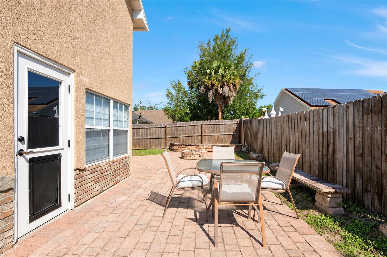 101 N ABERDEEN CIR