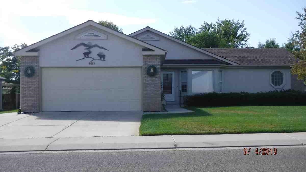 607 Shadowbrook Drive