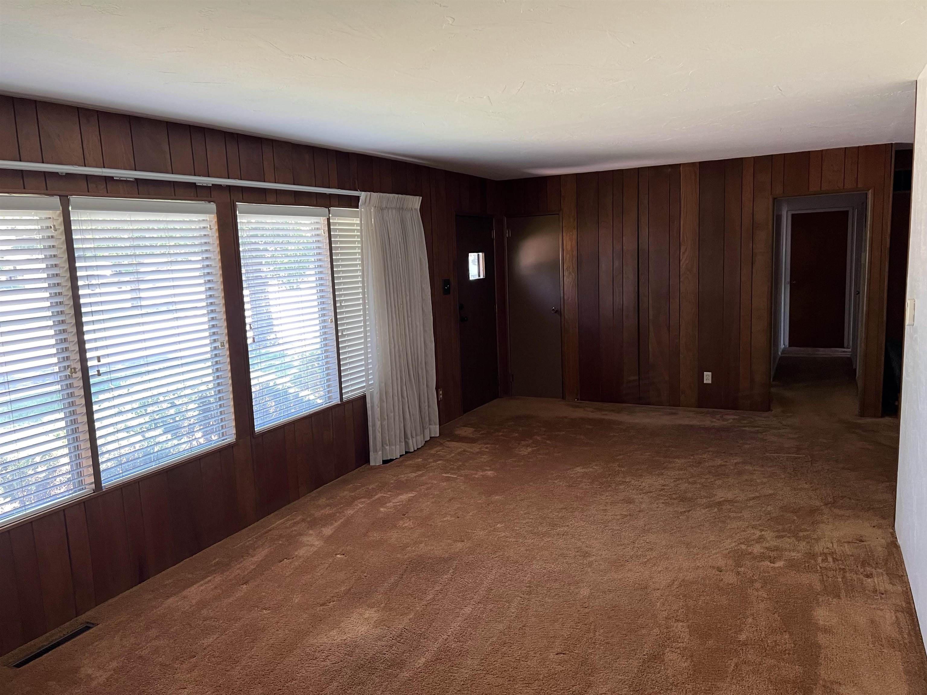465 Hall Avenue