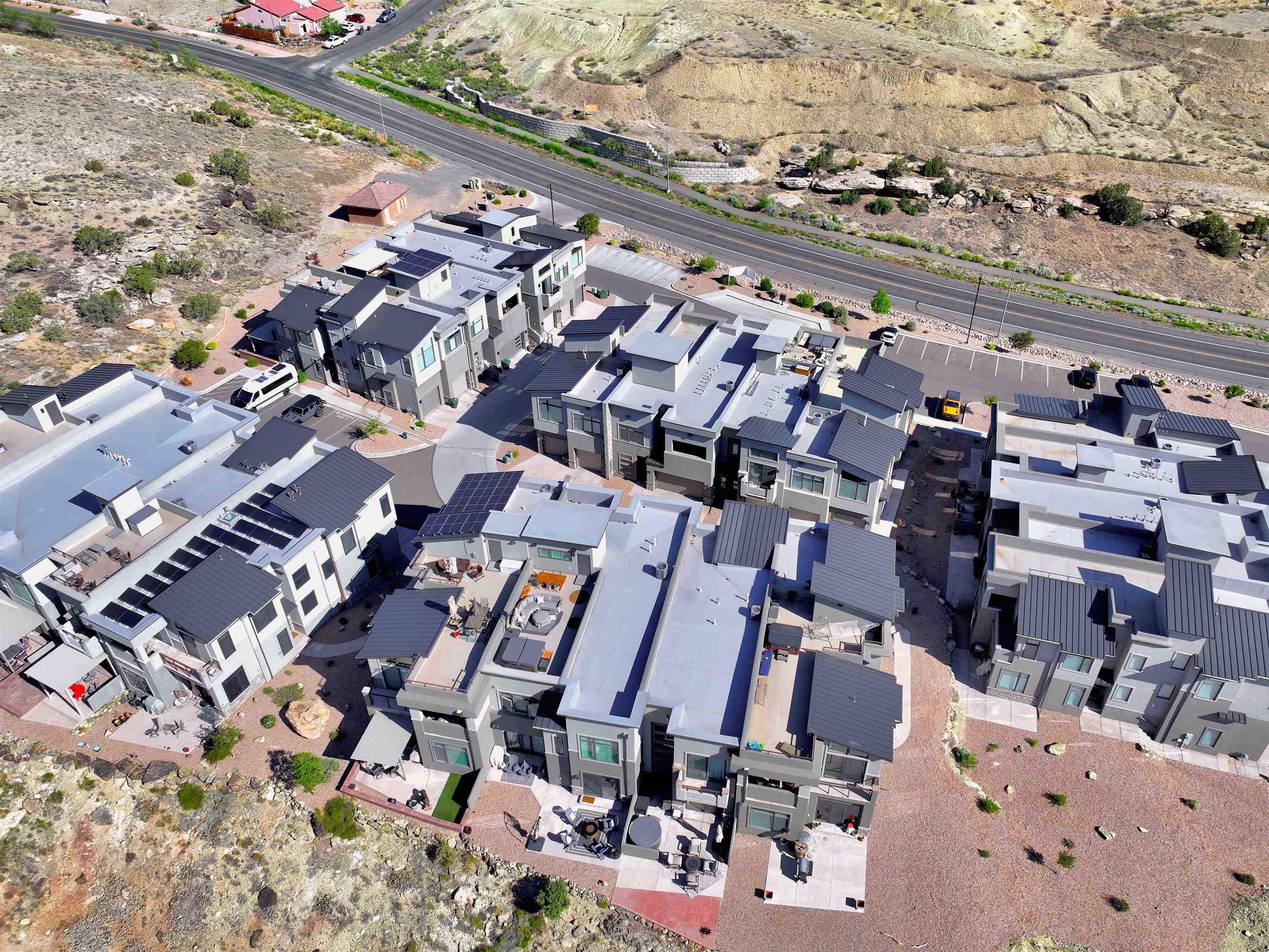 386 W Ridges Boulevard Unit: B