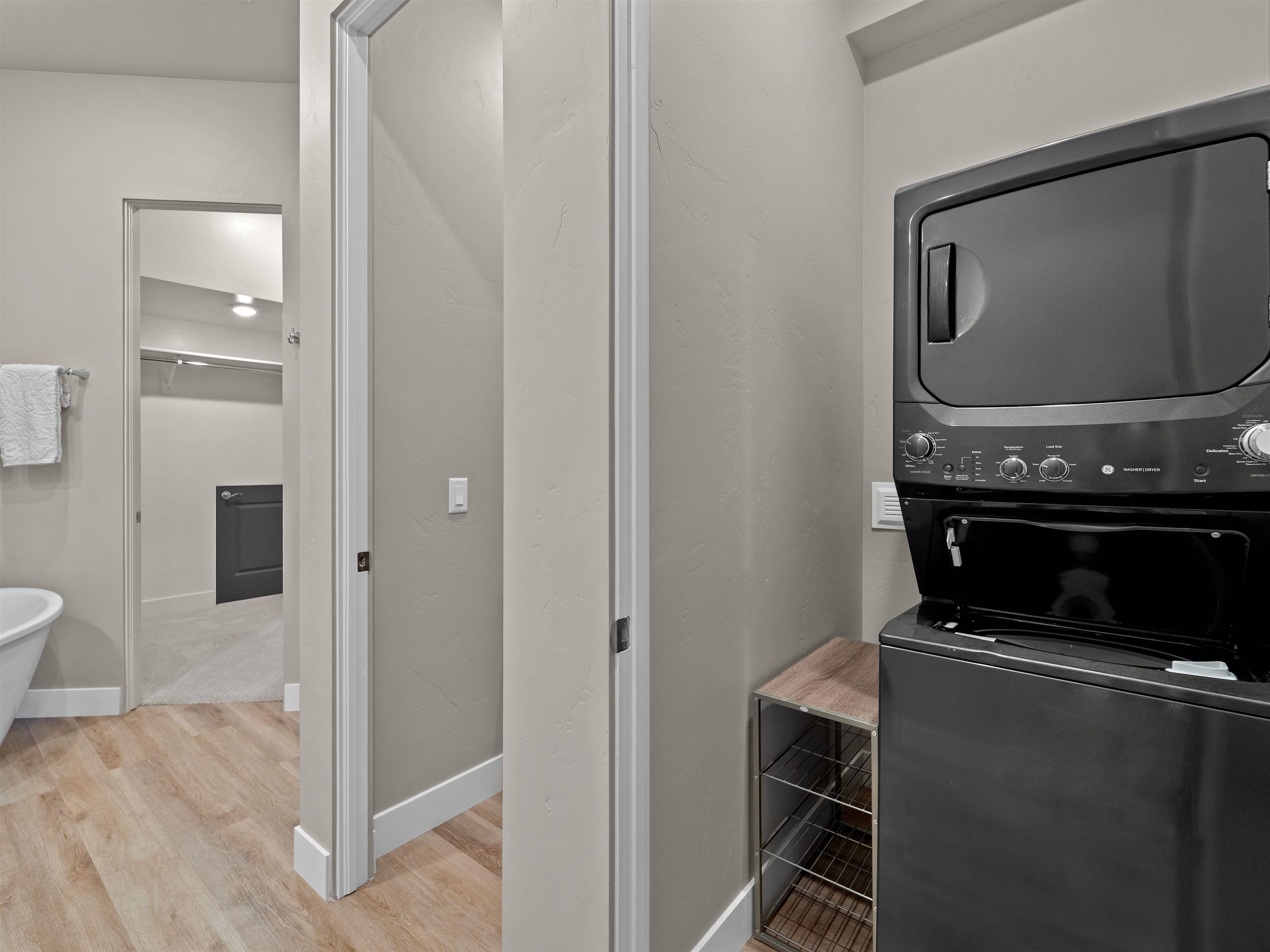 386 W Ridges Boulevard Unit: B