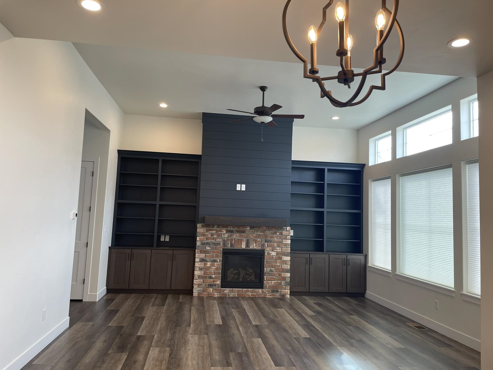 2549 CHAPMAN DRIVE