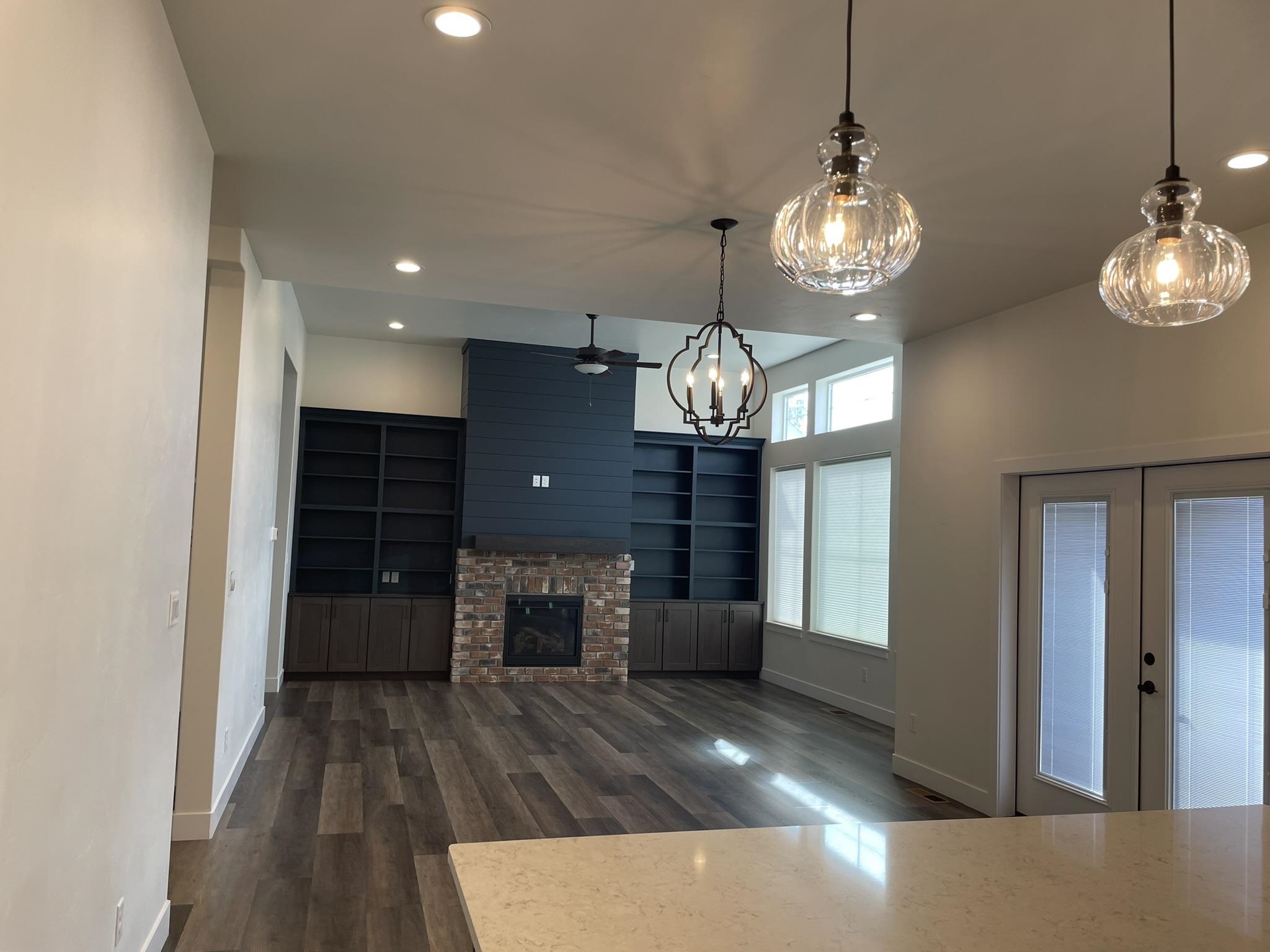 2549 CHAPMAN DRIVE