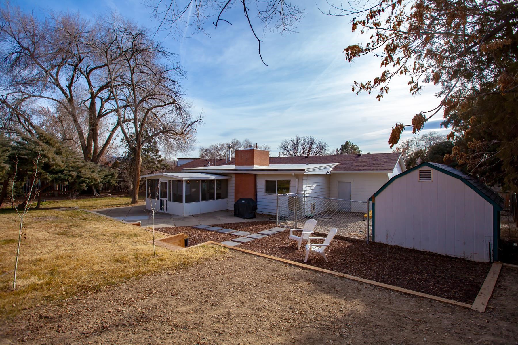 250 Walnut Avenue
