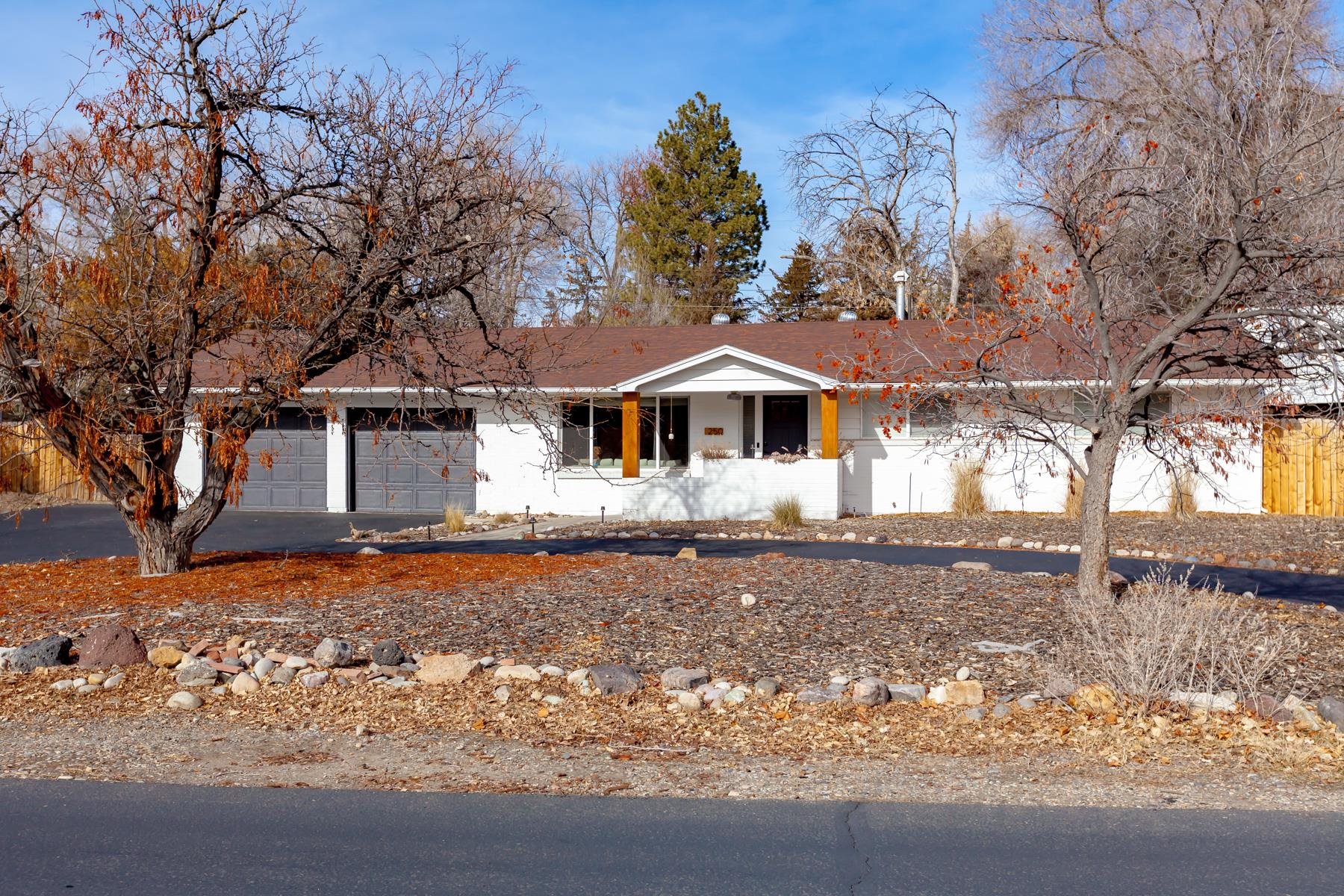 250 Walnut Avenue