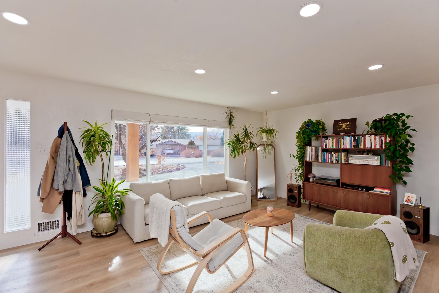 250 Walnut Avenue