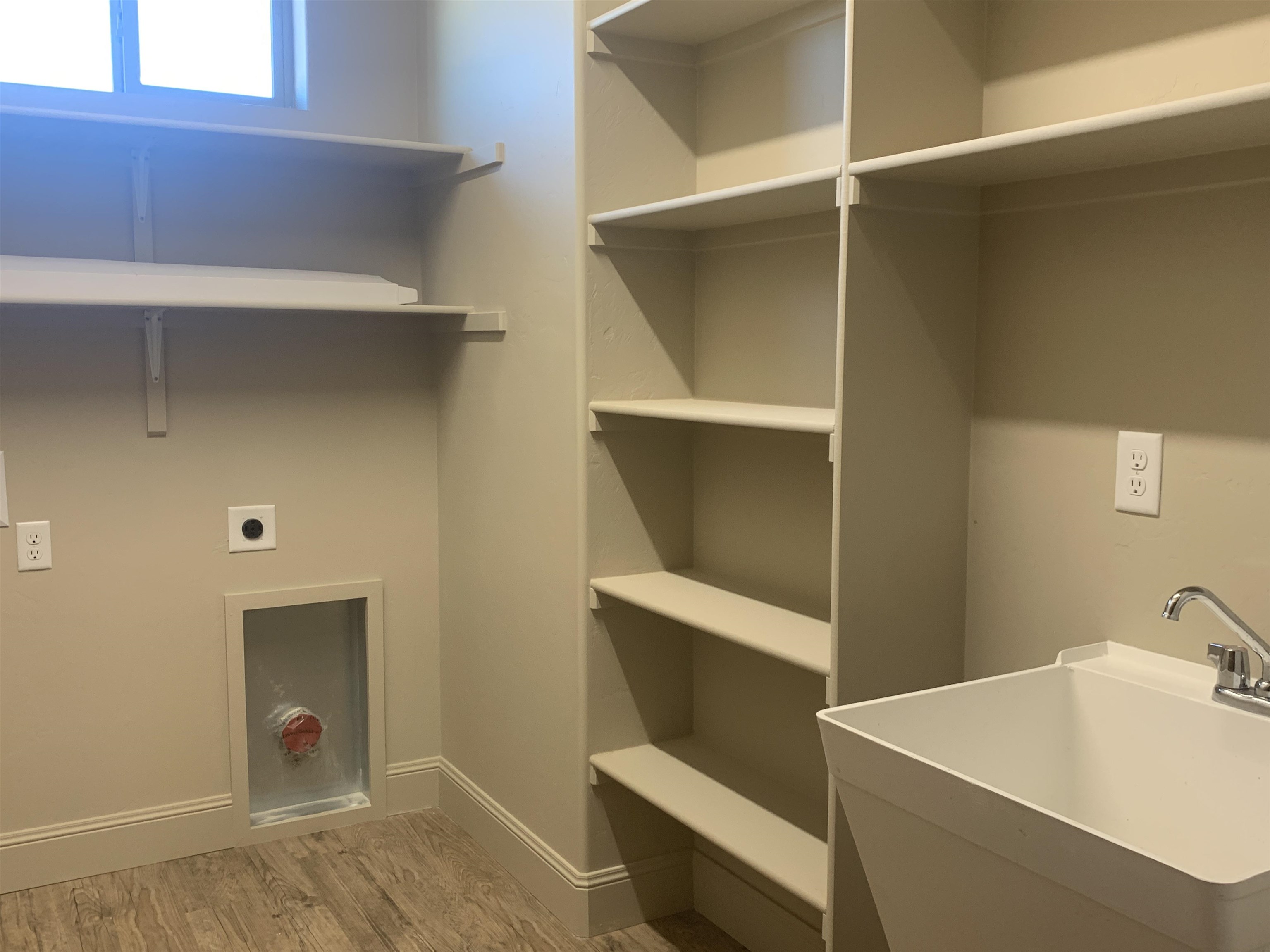 846 Fire Quartz Lane