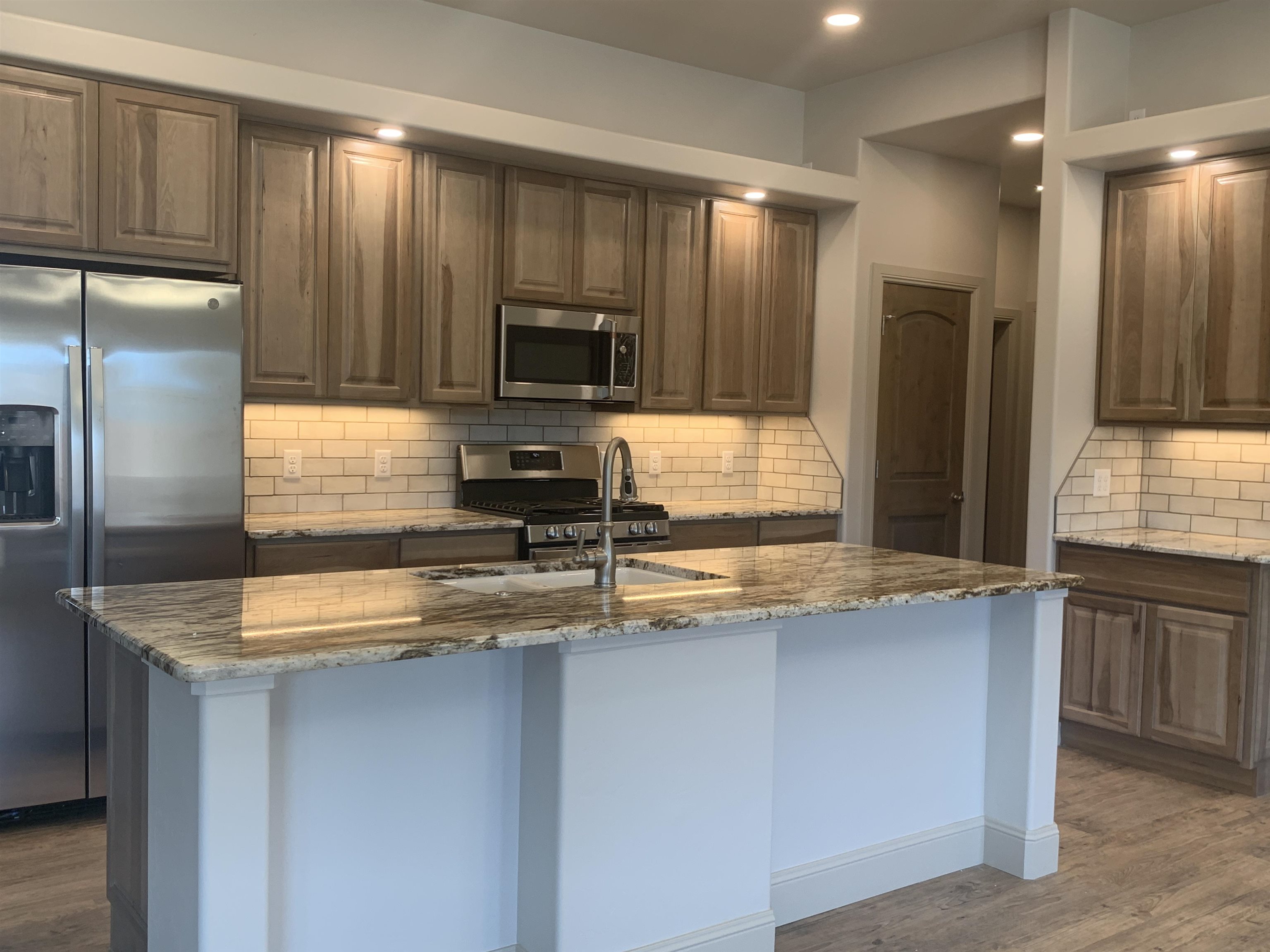 846 Fire Quartz Lane