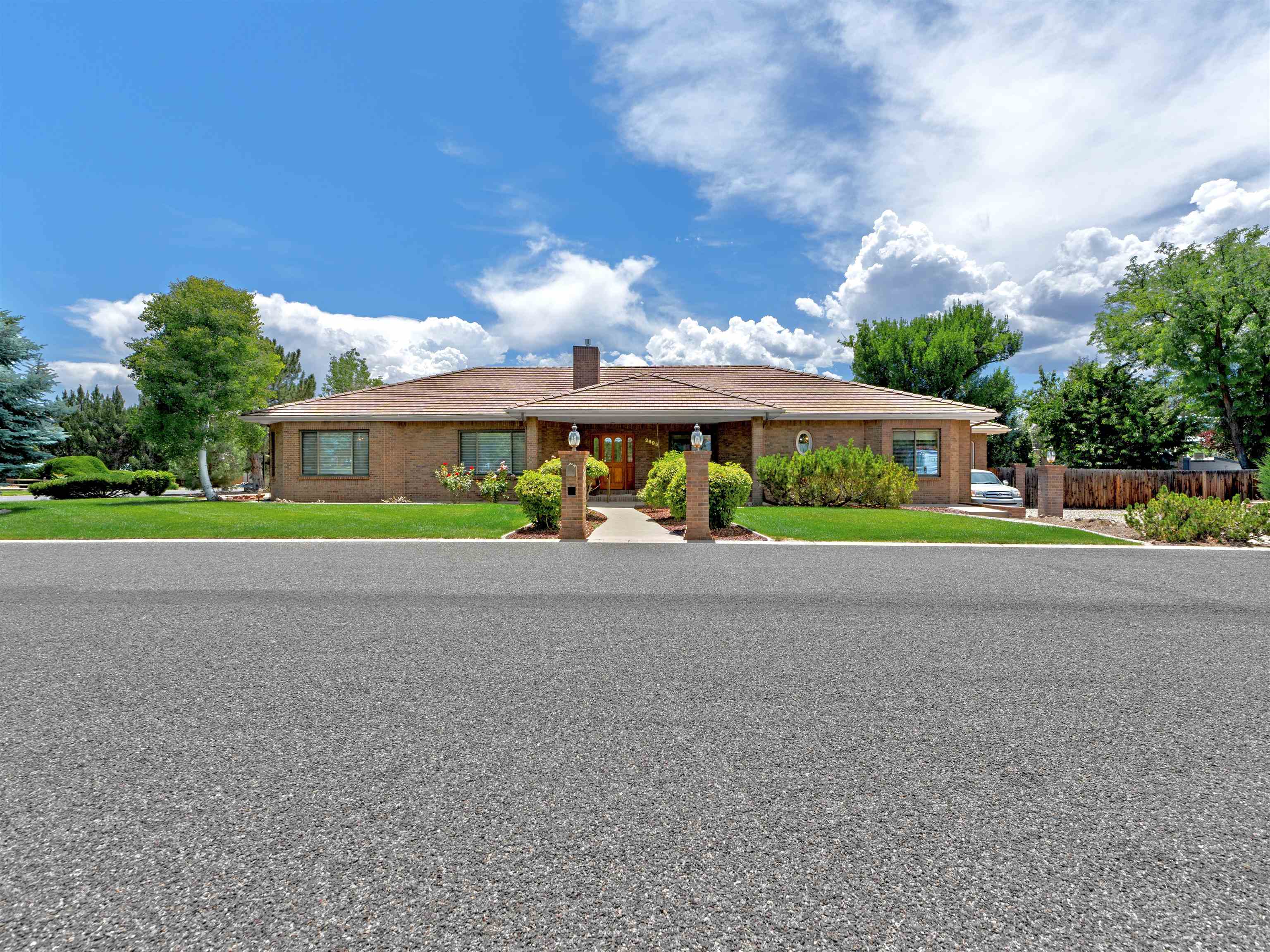 2695 Wilshire Court
