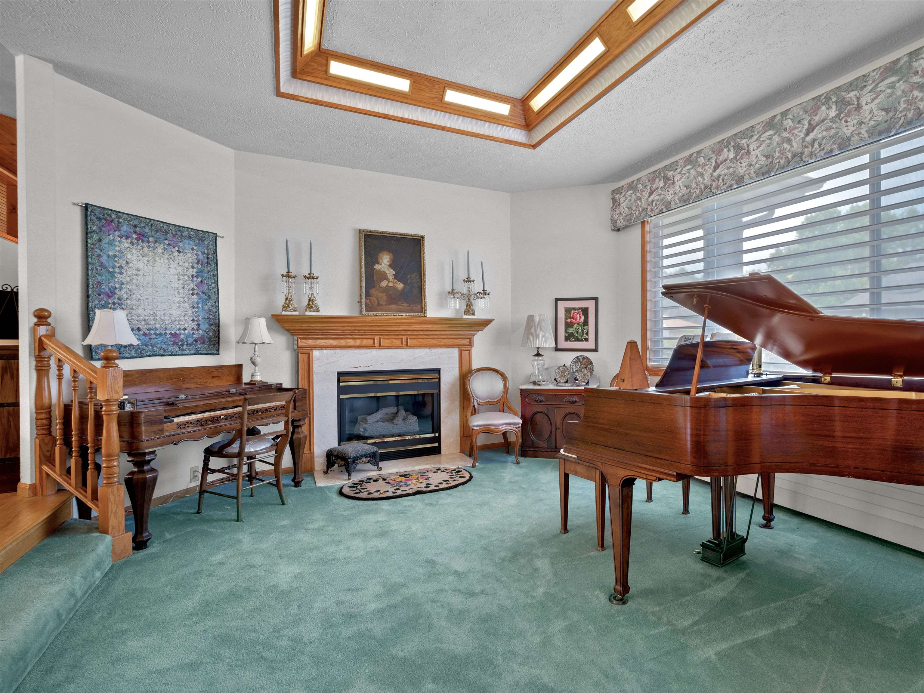 2695 Wilshire Court