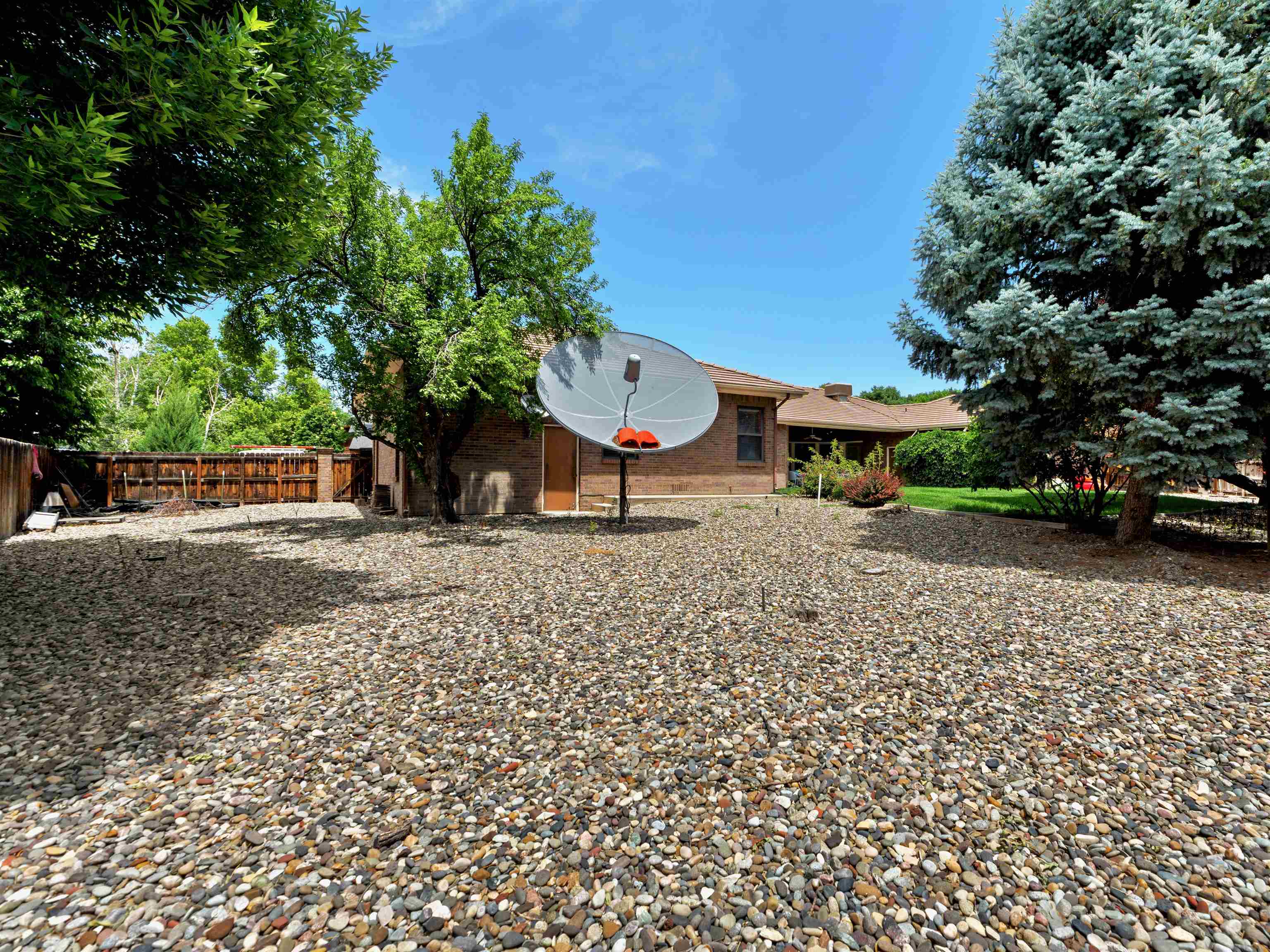 2695 Wilshire Court