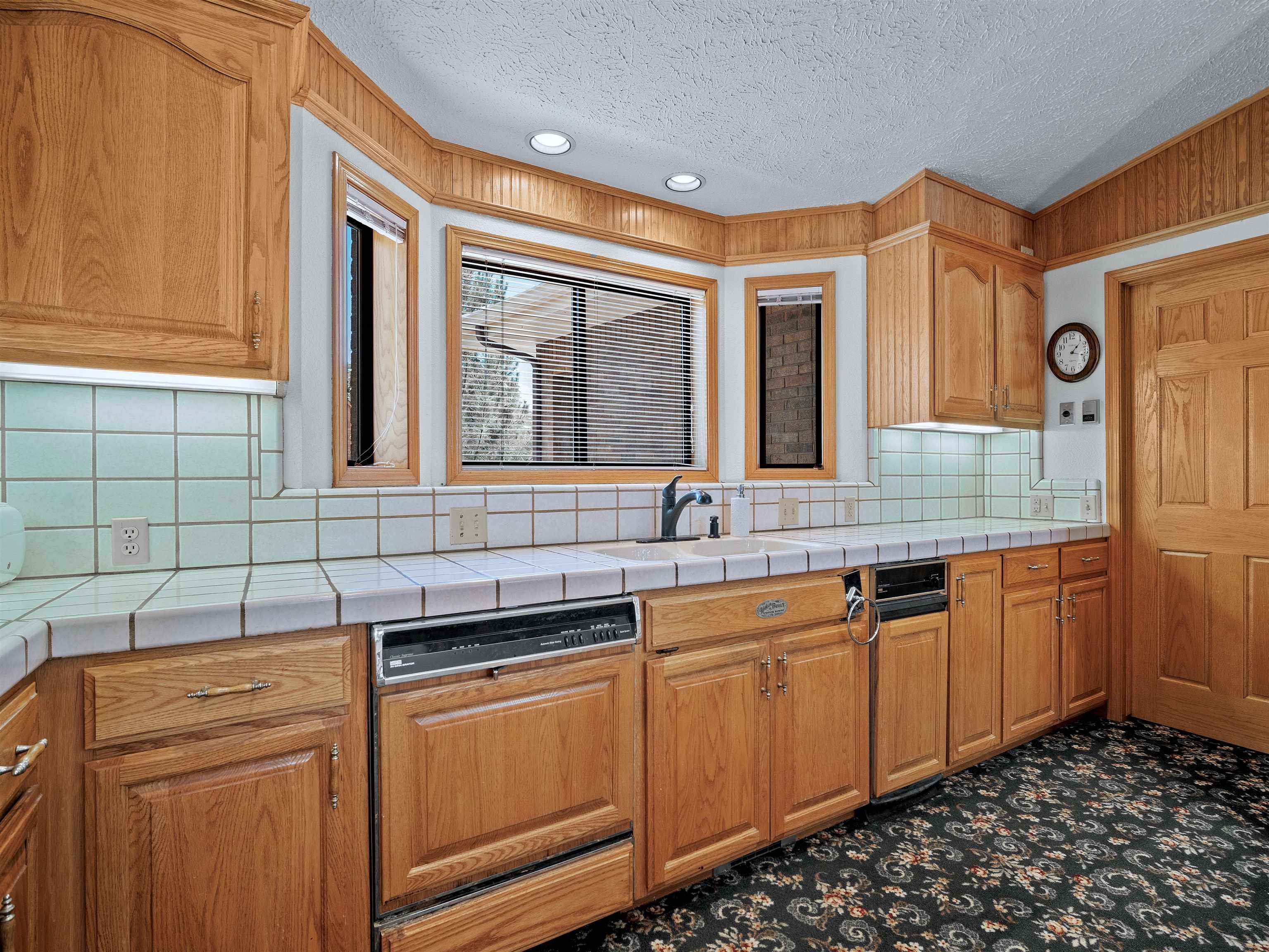 2695 Wilshire Court