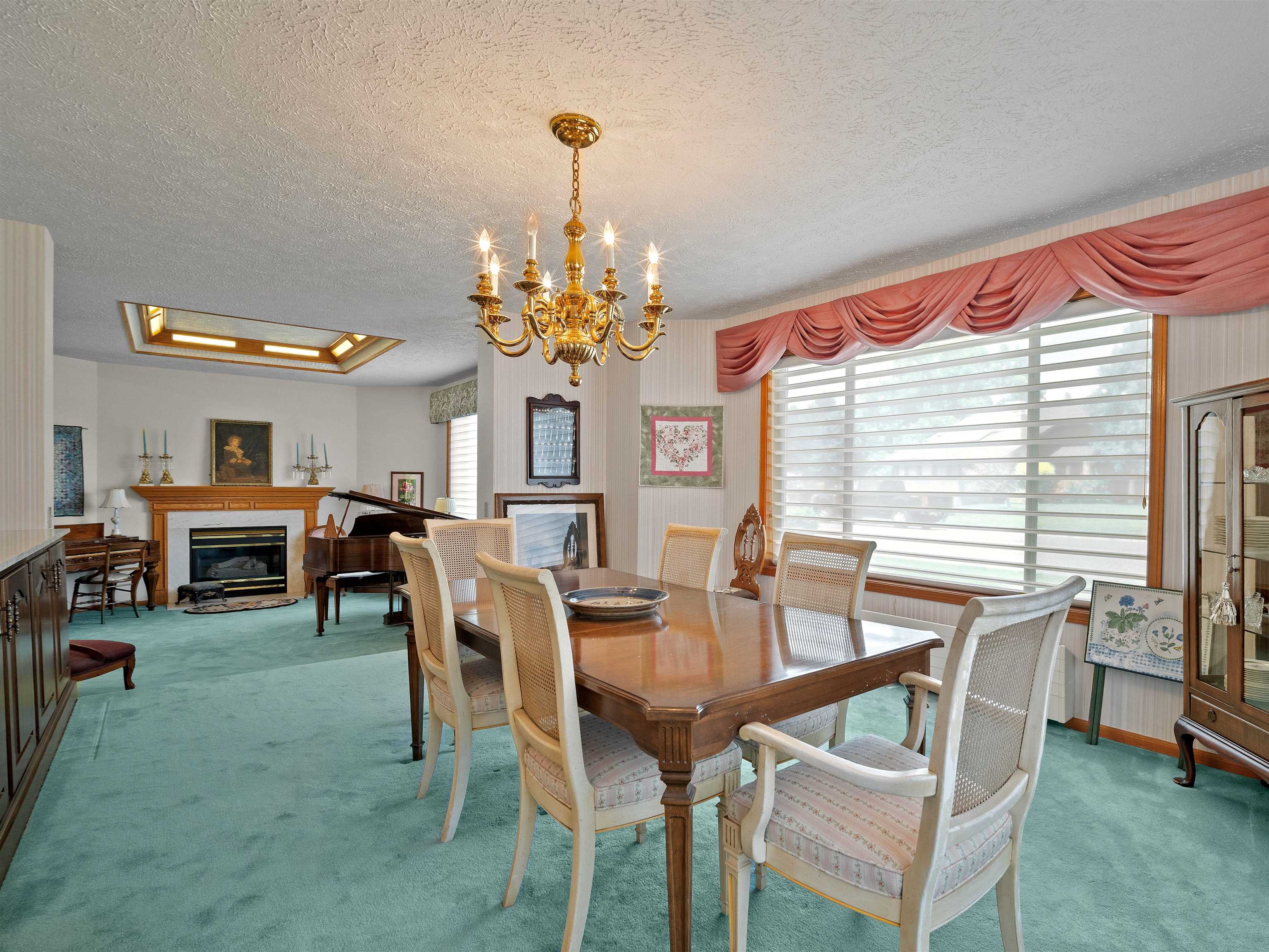 2695 Wilshire Court