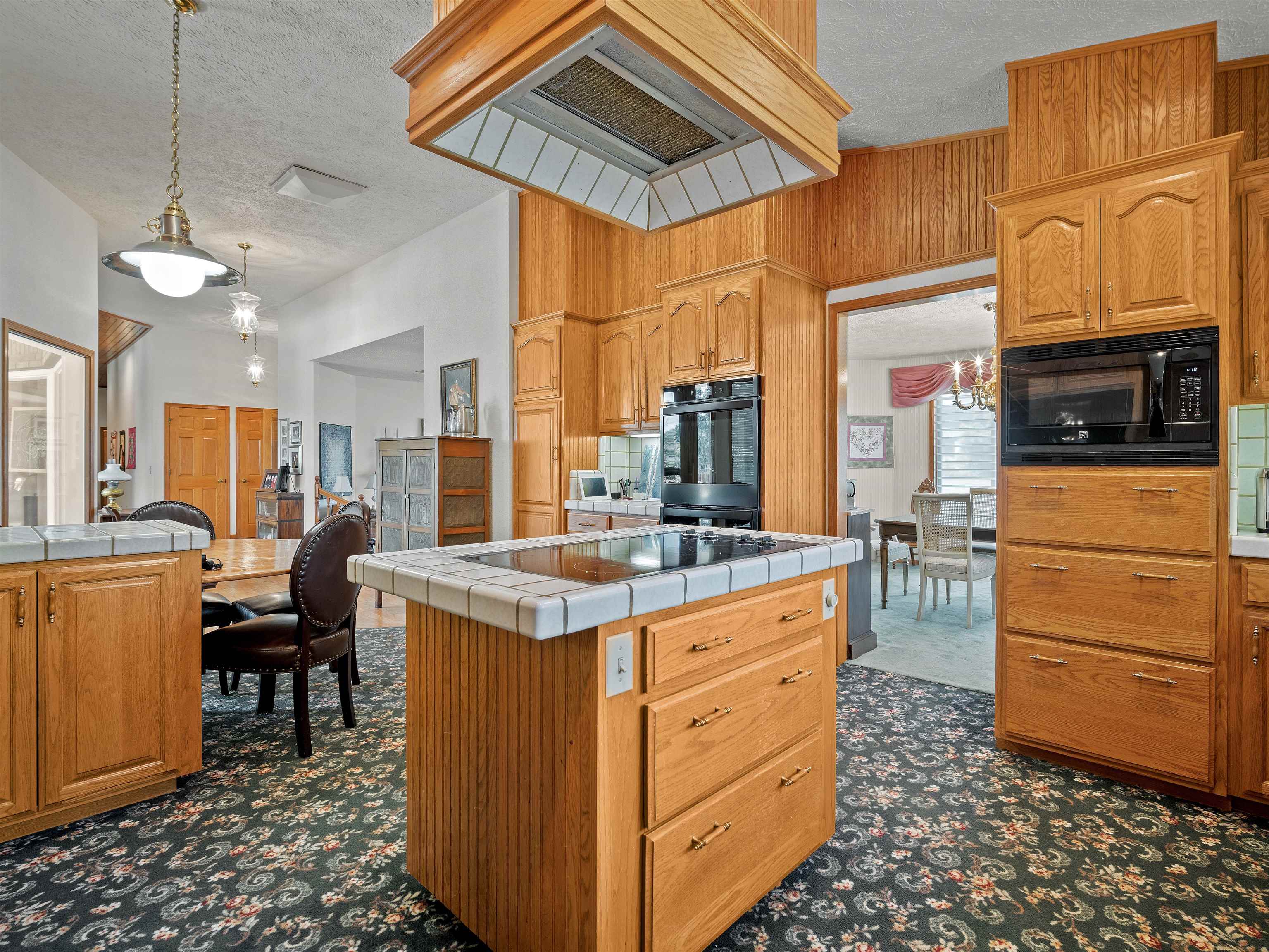 2695 Wilshire Court