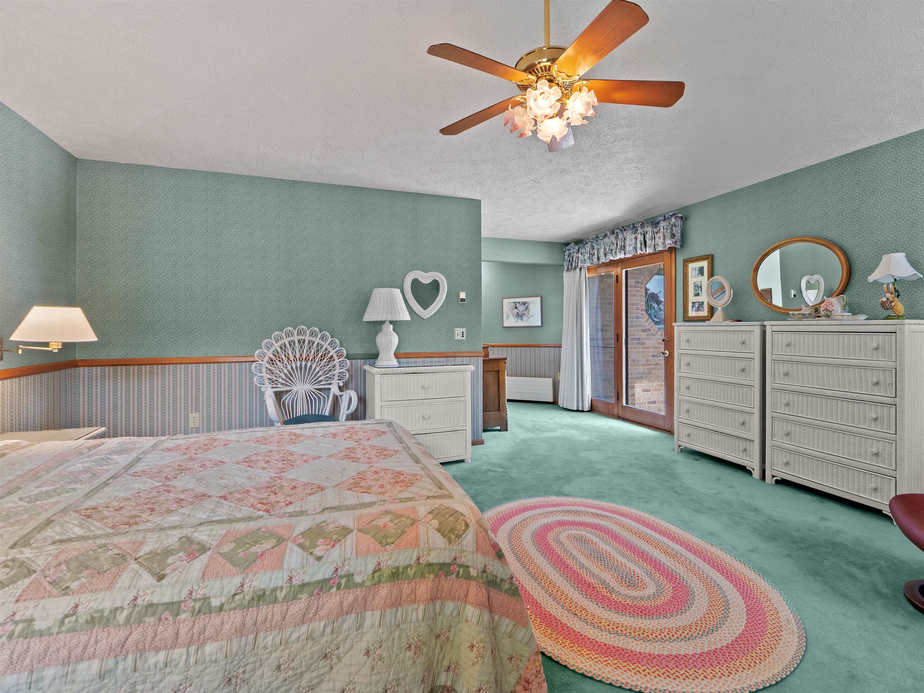 2695 Wilshire Court