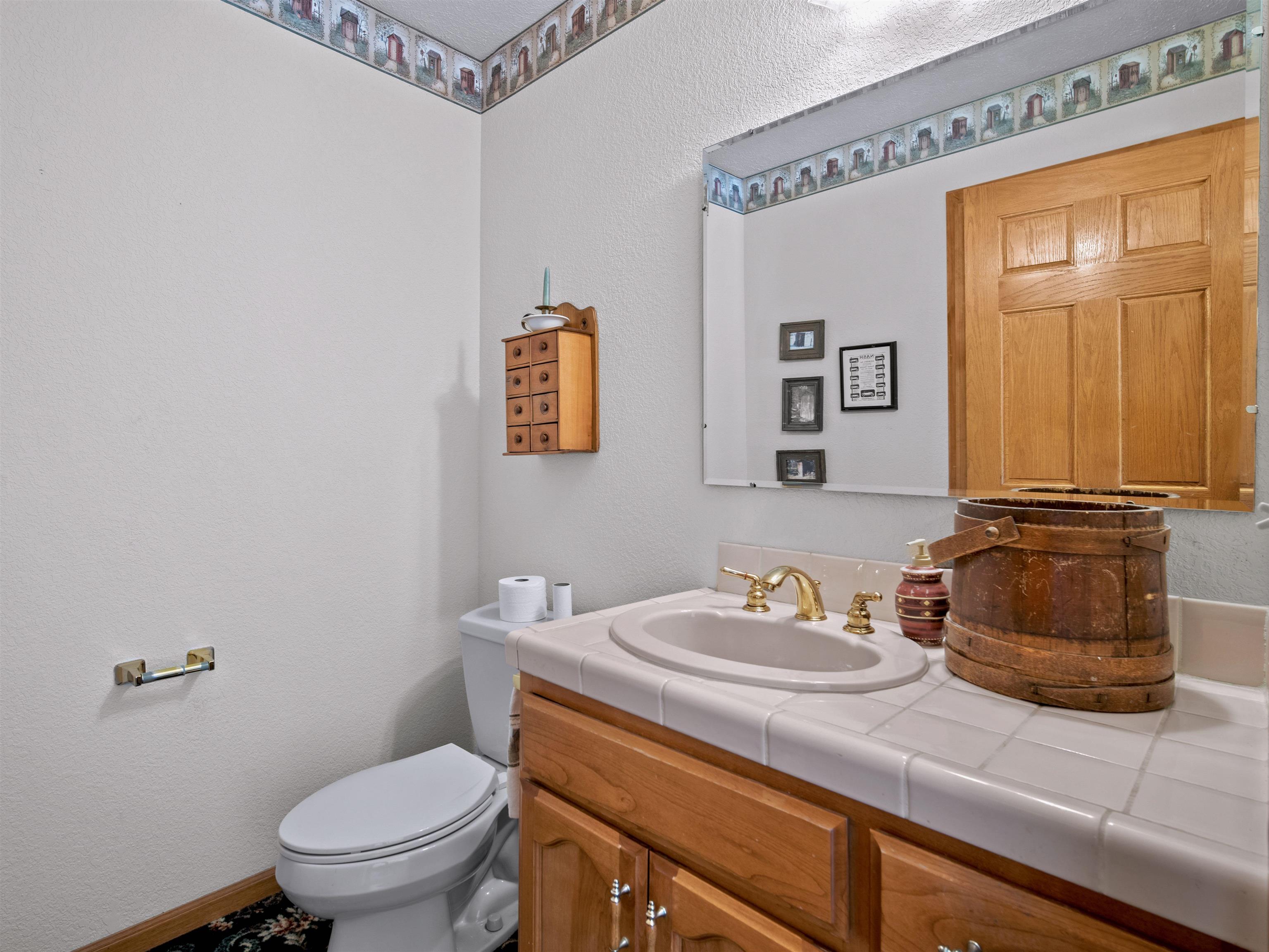 2695 Wilshire Court