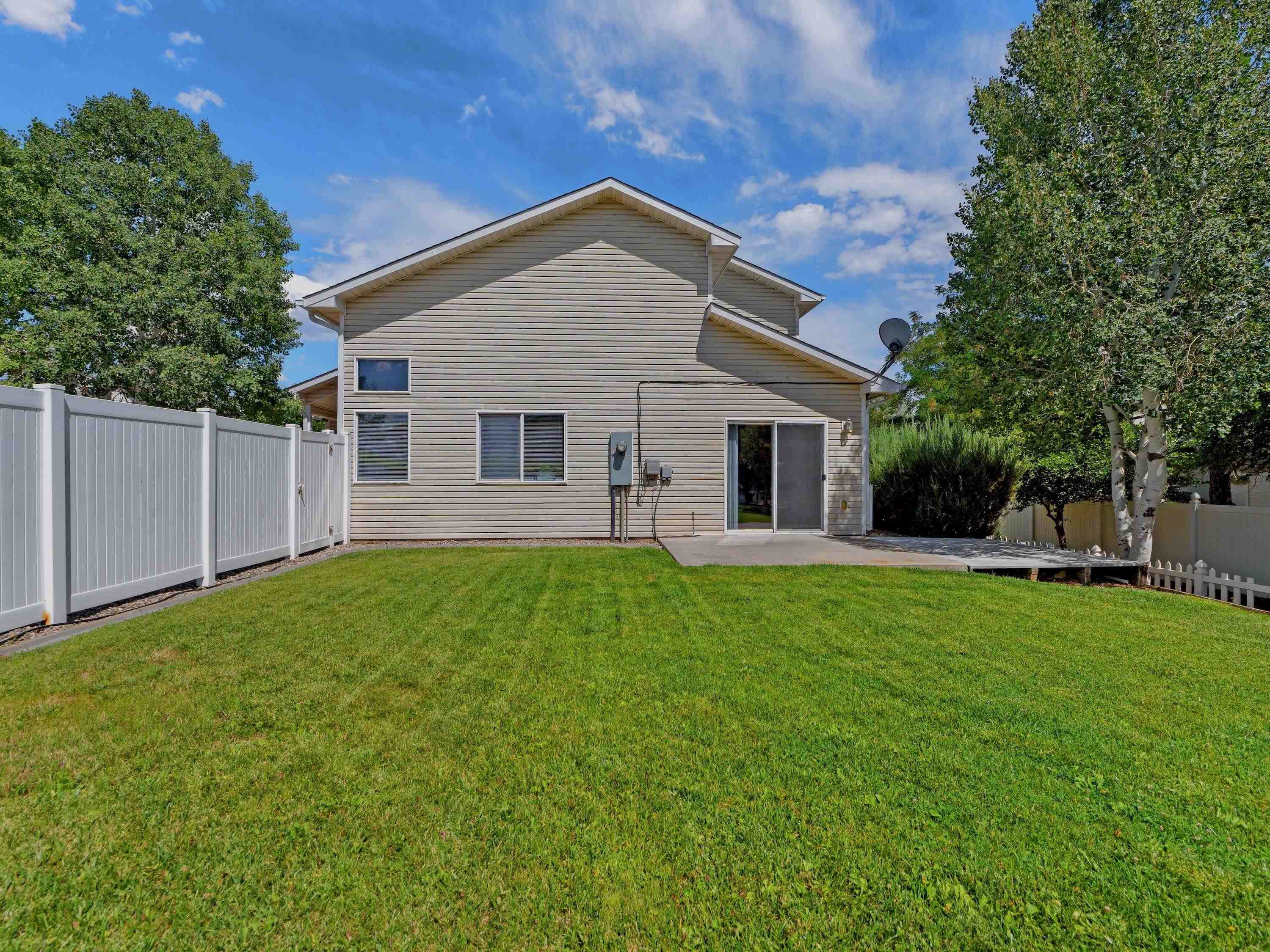 637 Longs Peak Court