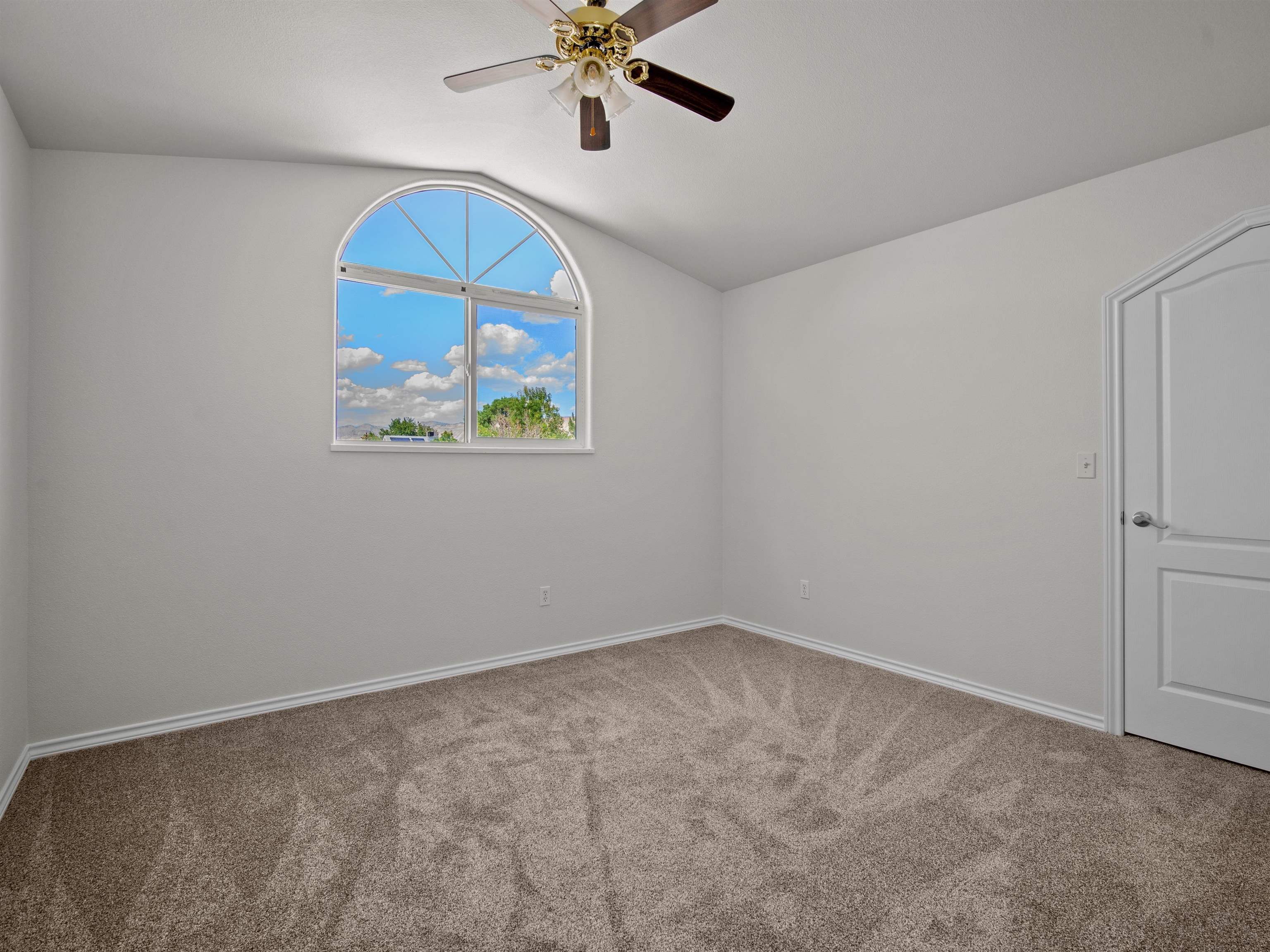 637 Longs Peak Court