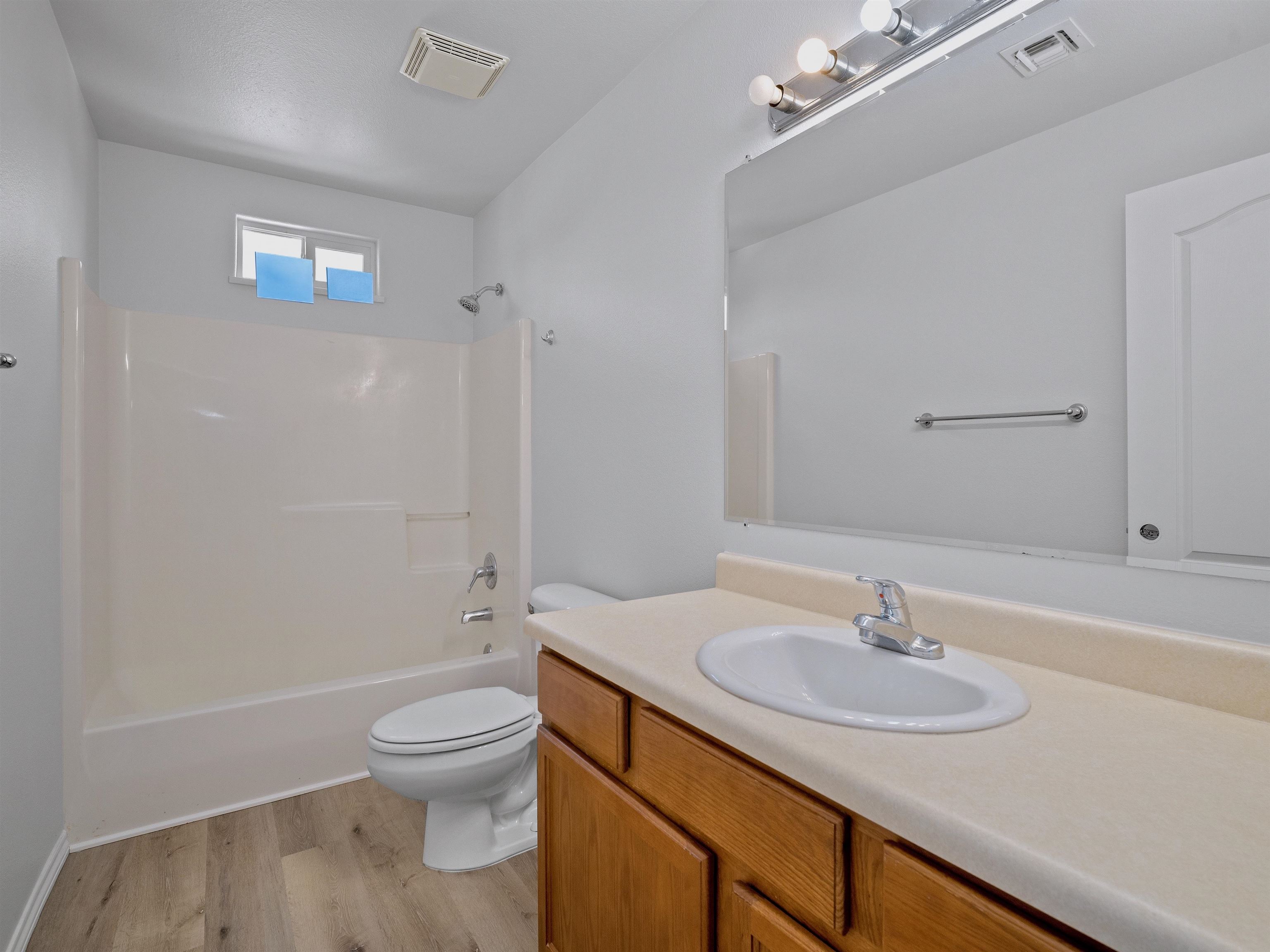 637 Longs Peak Court