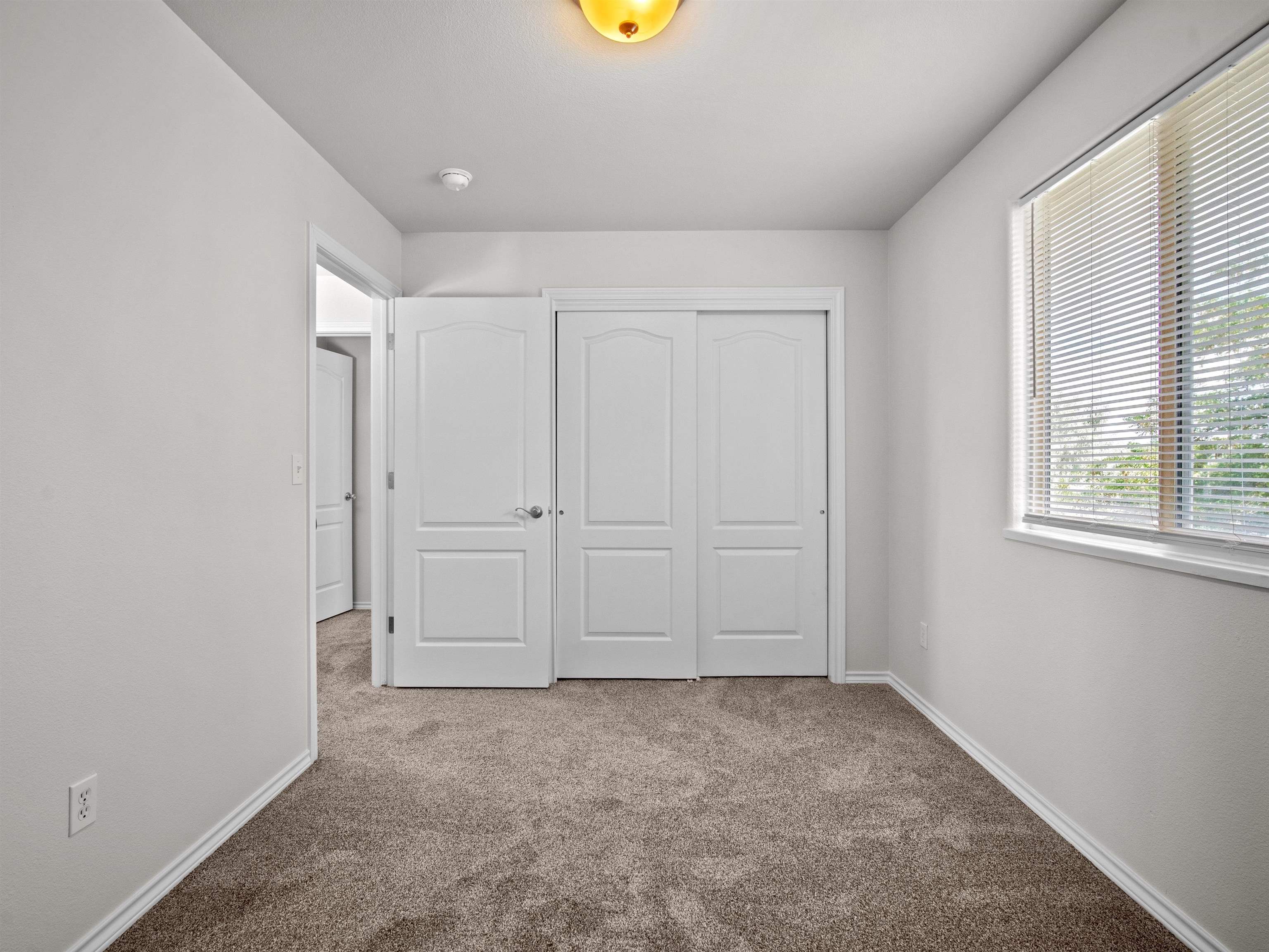 637 Longs Peak Court