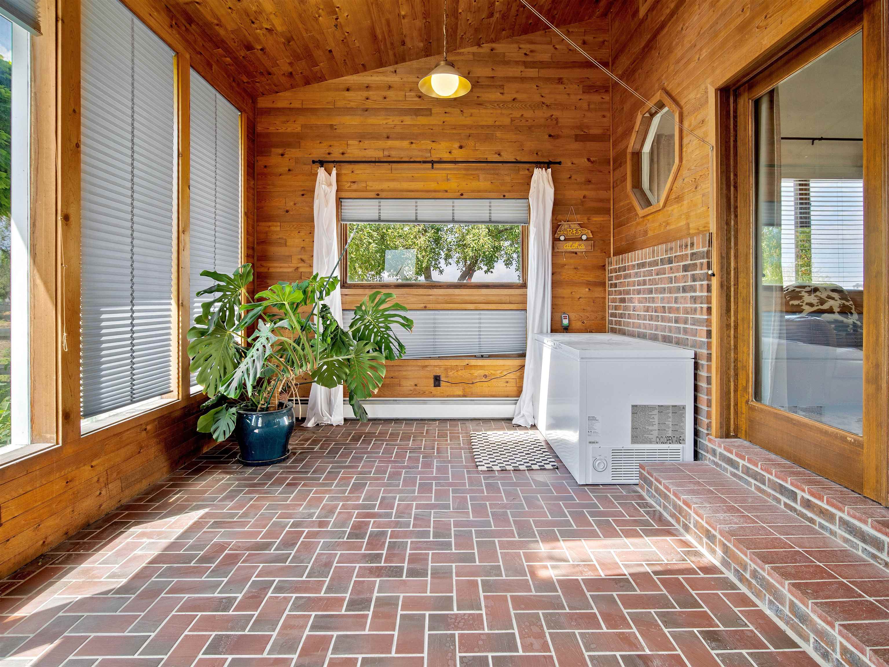 948 20 Road