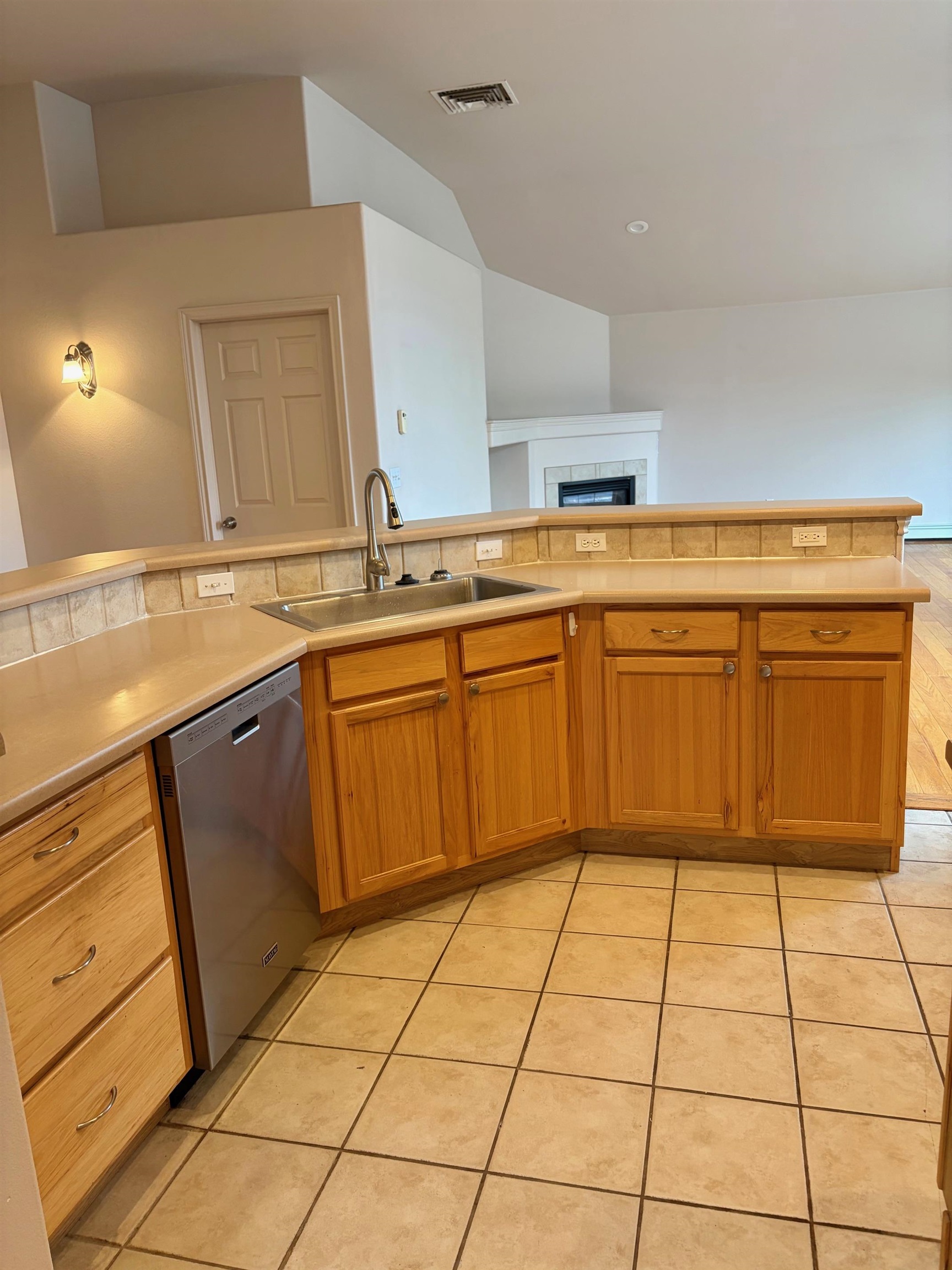 739 Glen Court Unit: 40