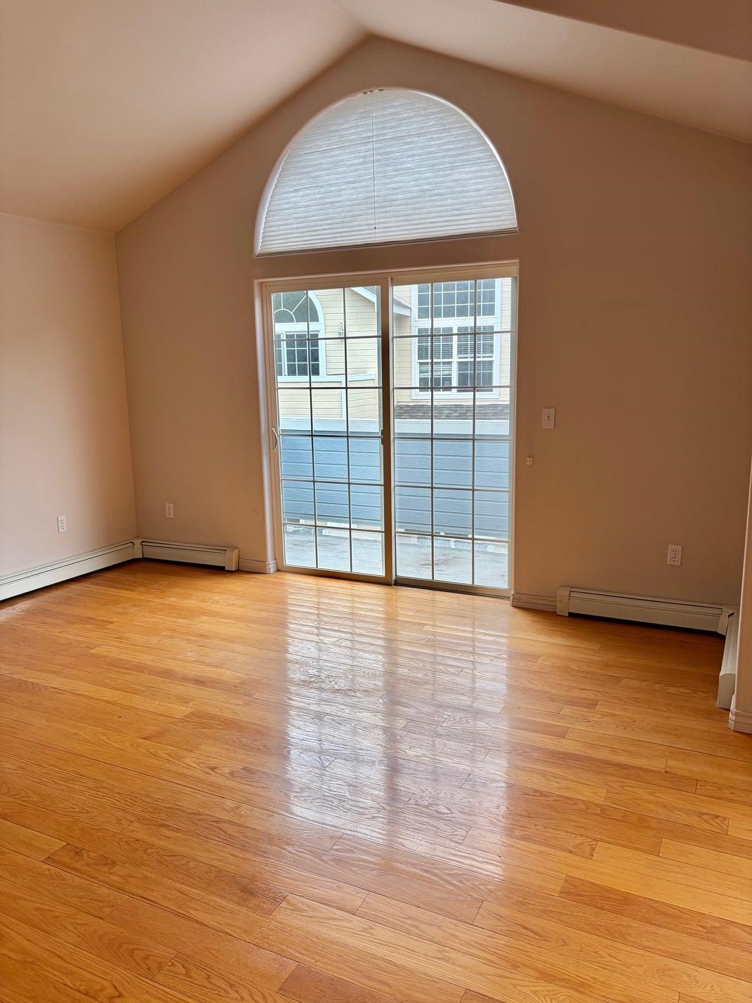 739 Glen Court Unit: 40