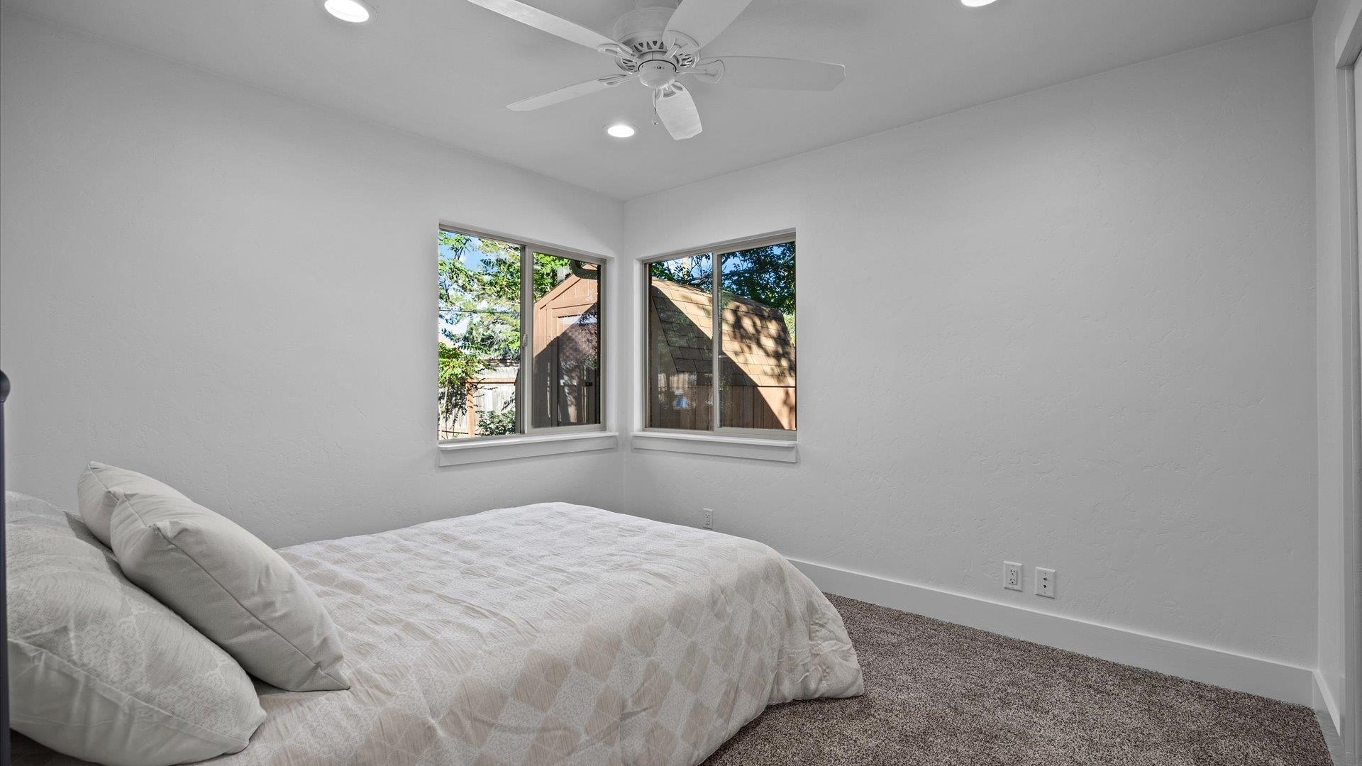 444 N Sherwood Drive