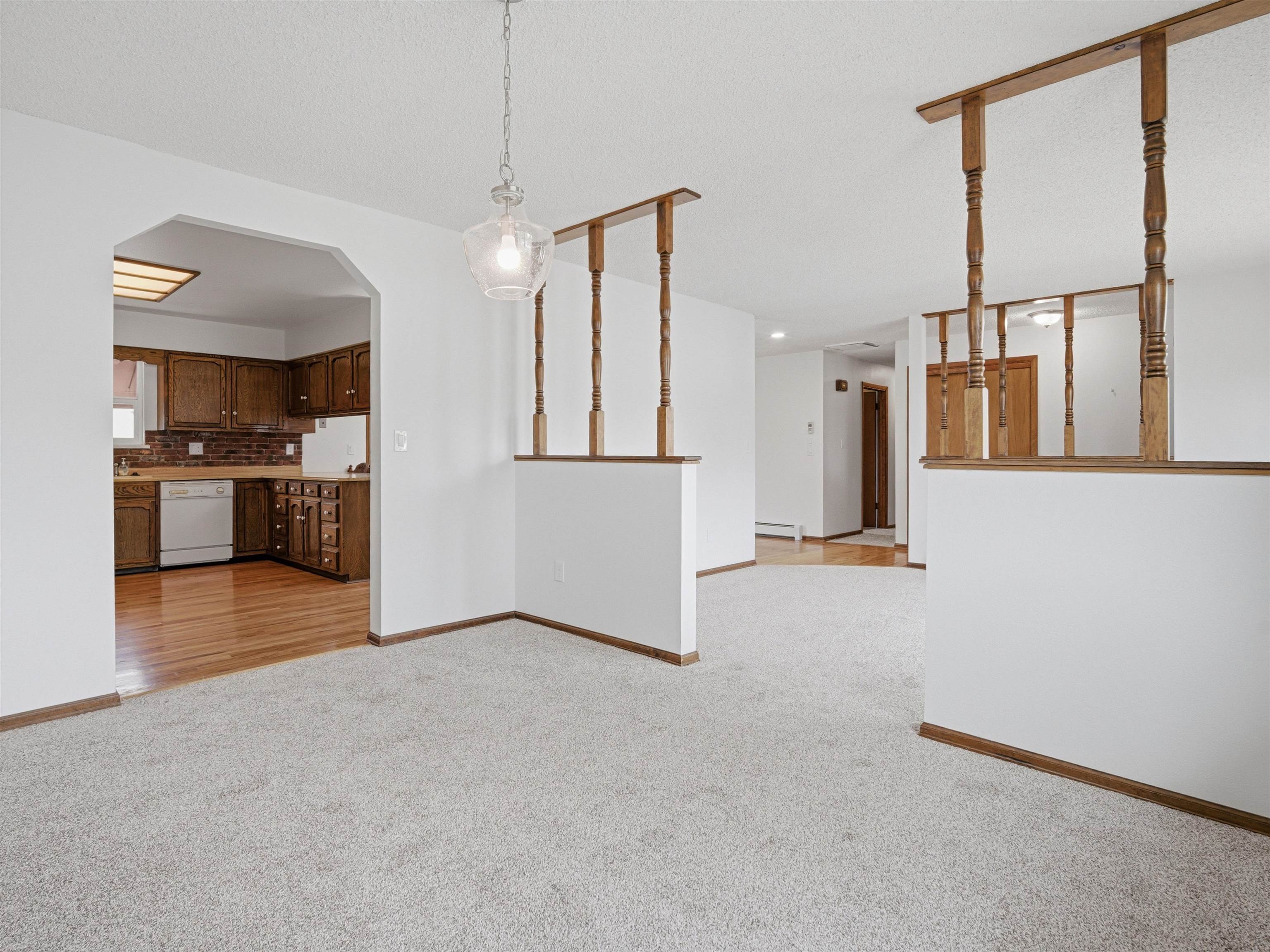 627 Oxbow Road