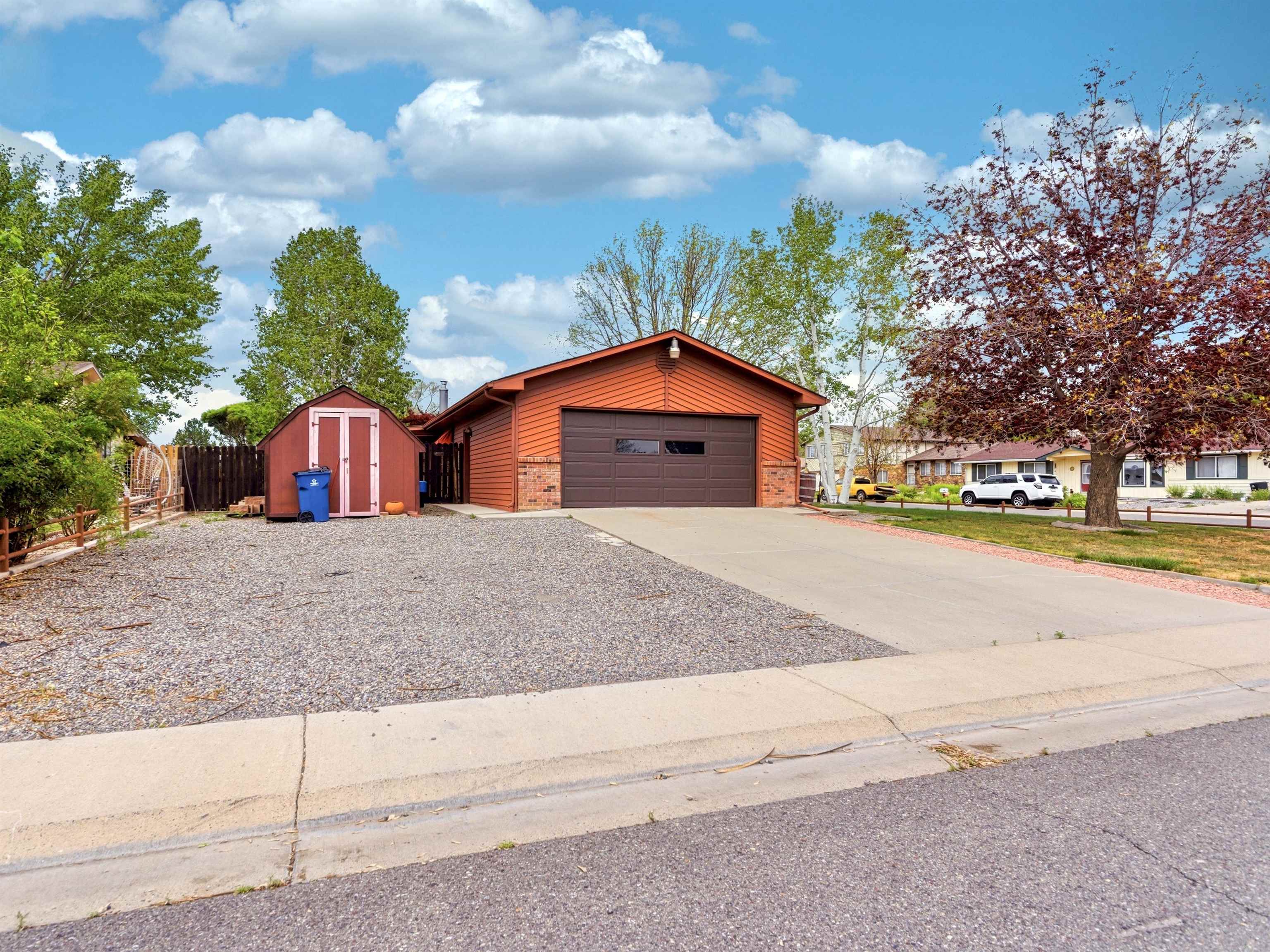 627 Oxbow Road
