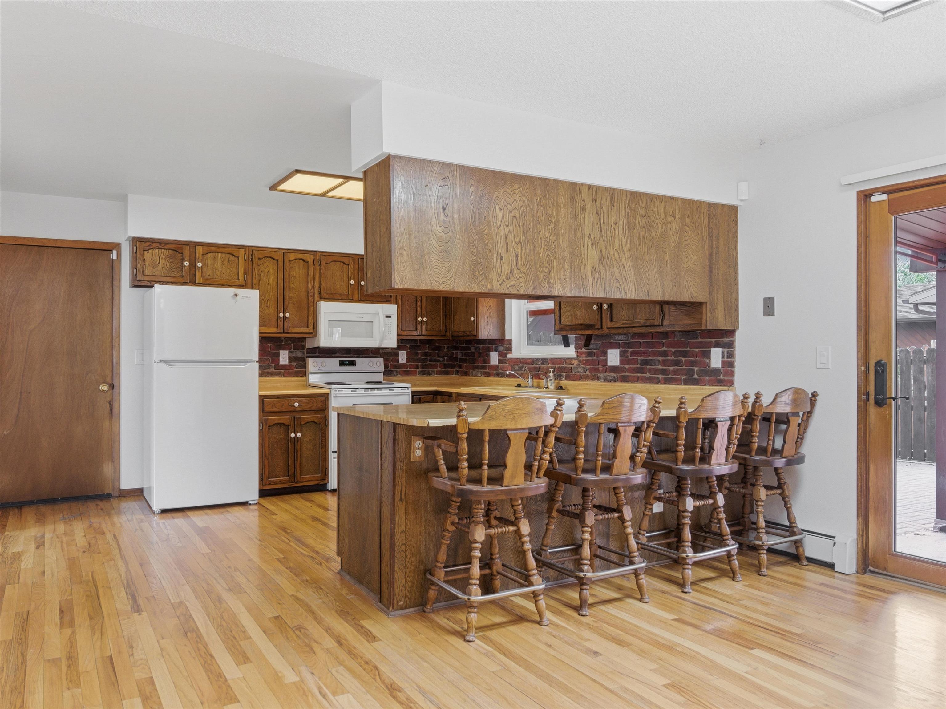 627 Oxbow Road