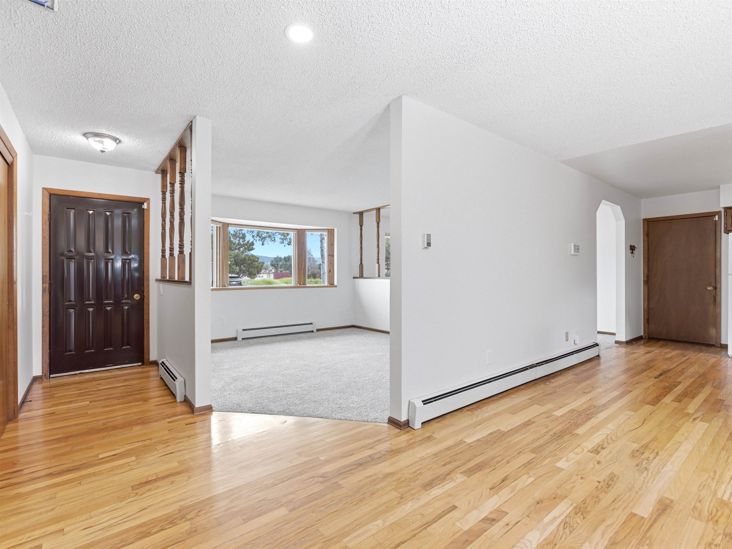 627 Oxbow Road