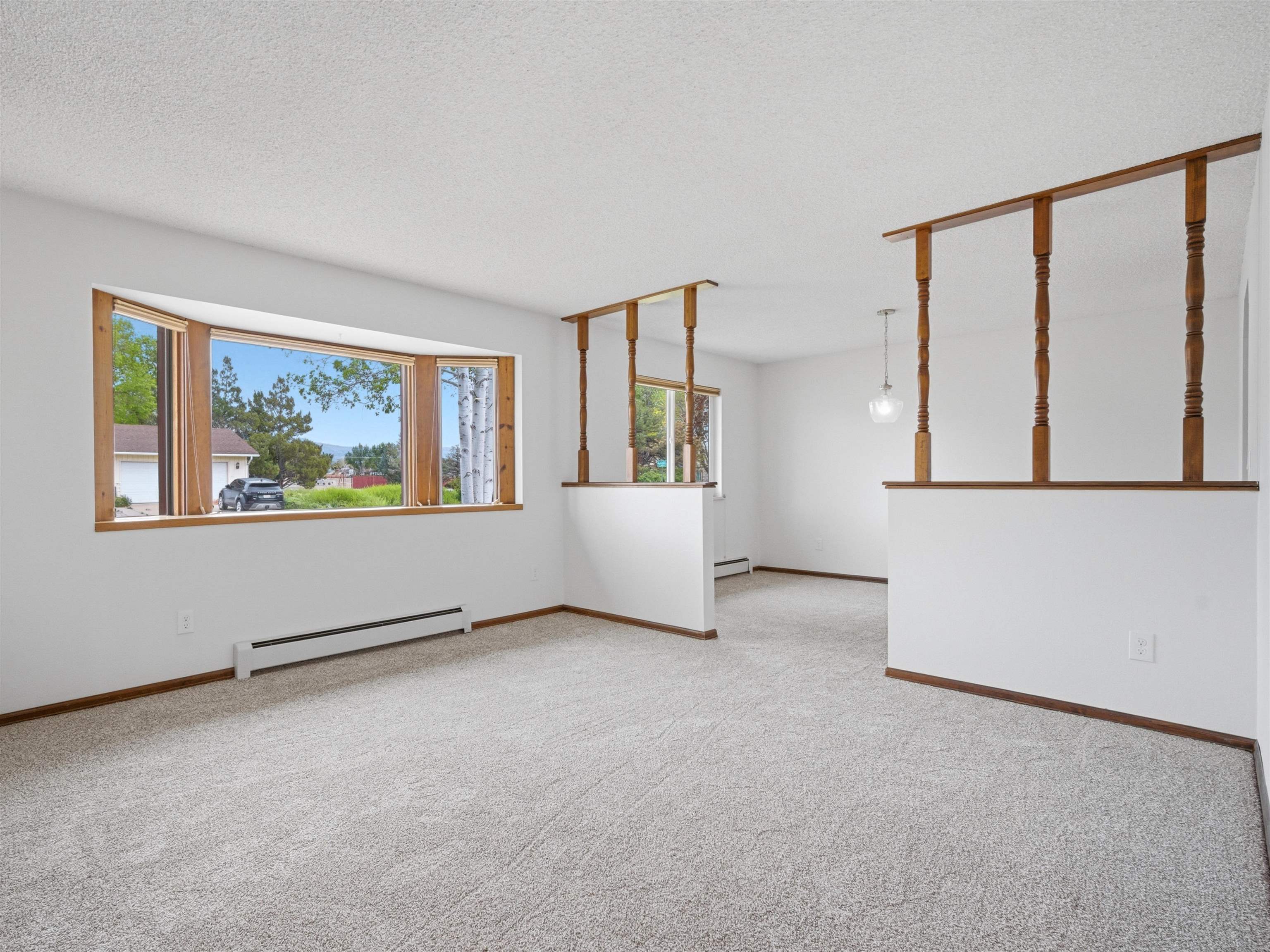 627 Oxbow Road