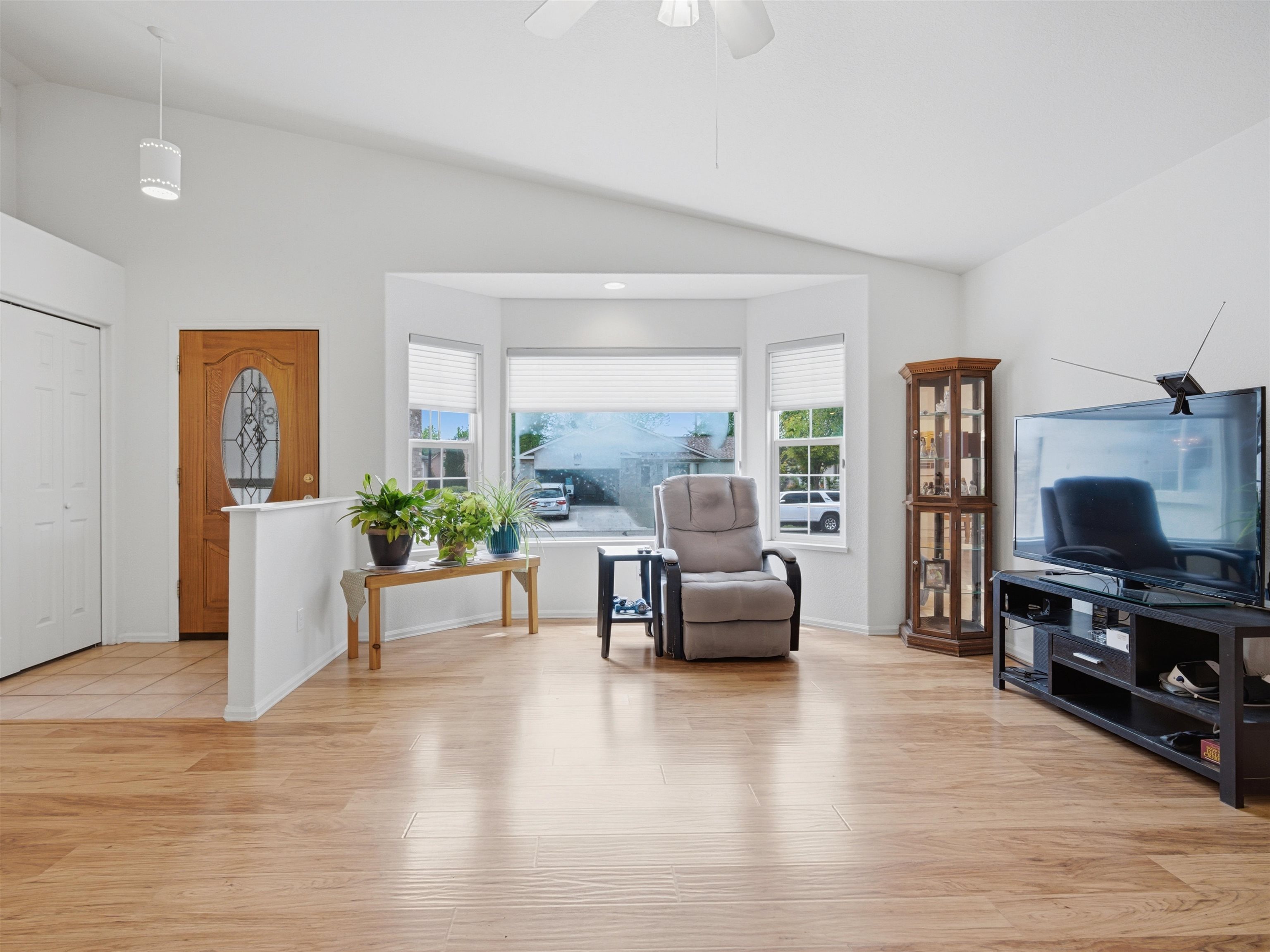 3082 Shadowbrook Court