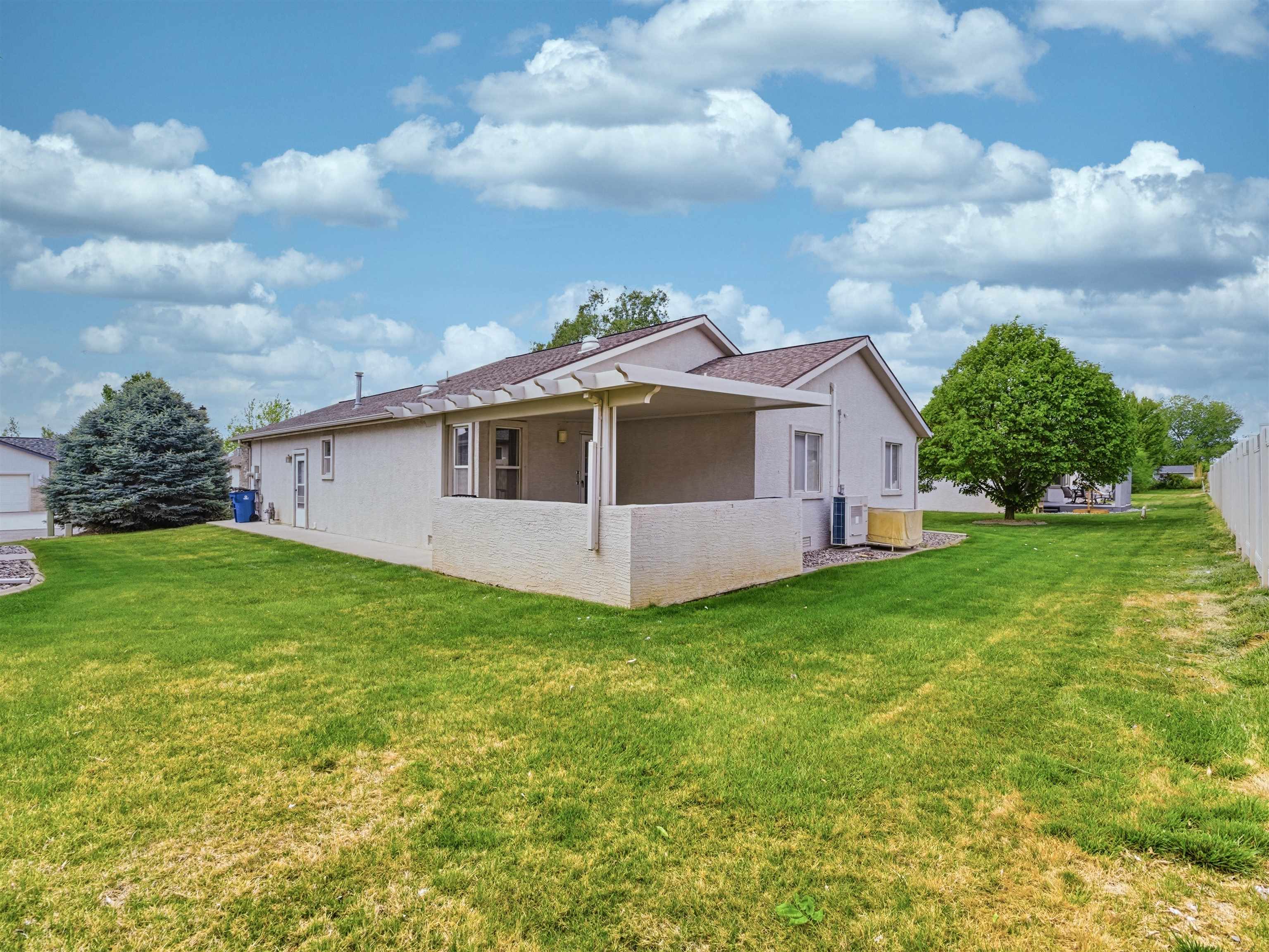 3082 Shadowbrook Court