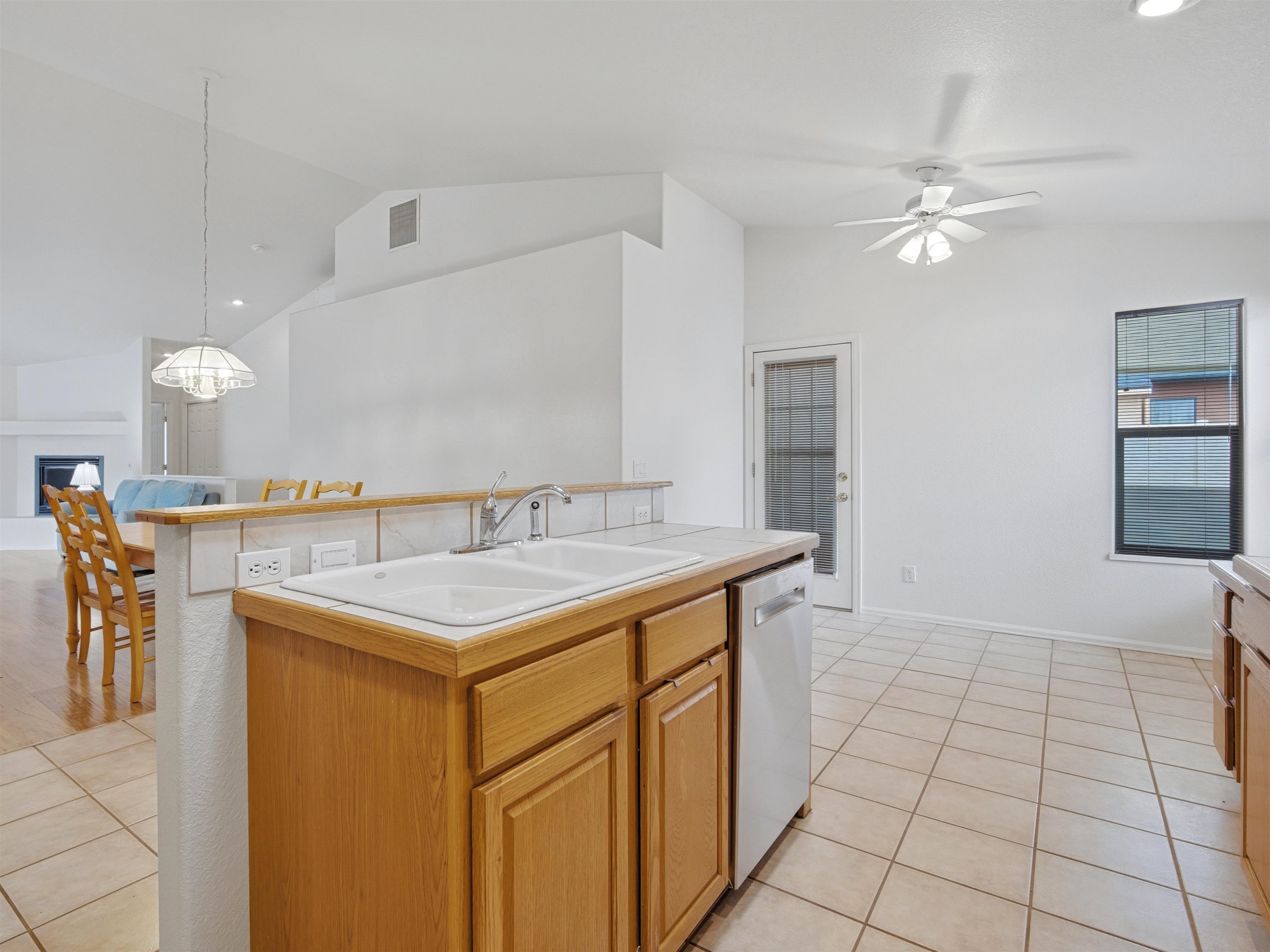 3082 Shadowbrook Court
