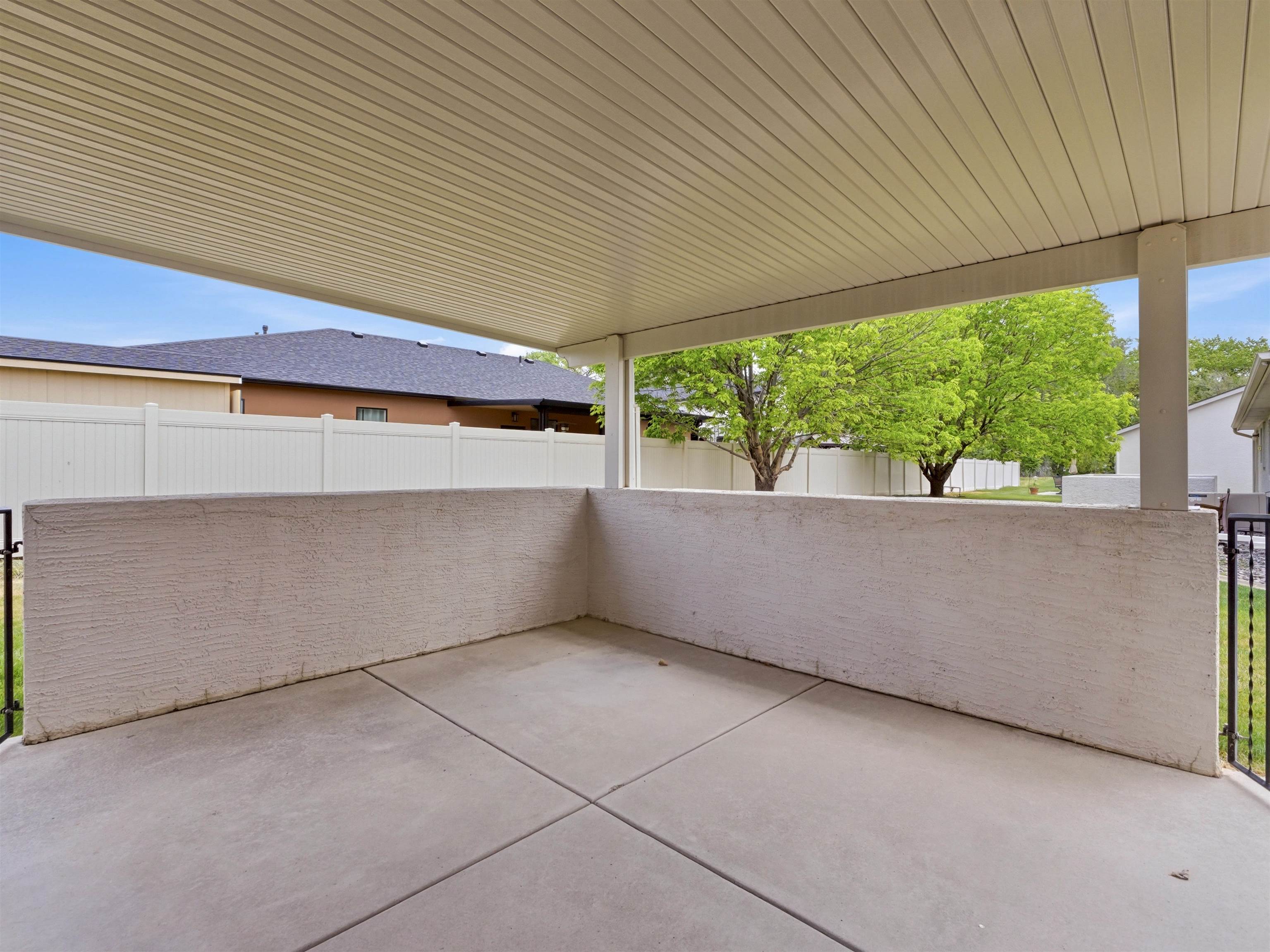 3082 Shadowbrook Court