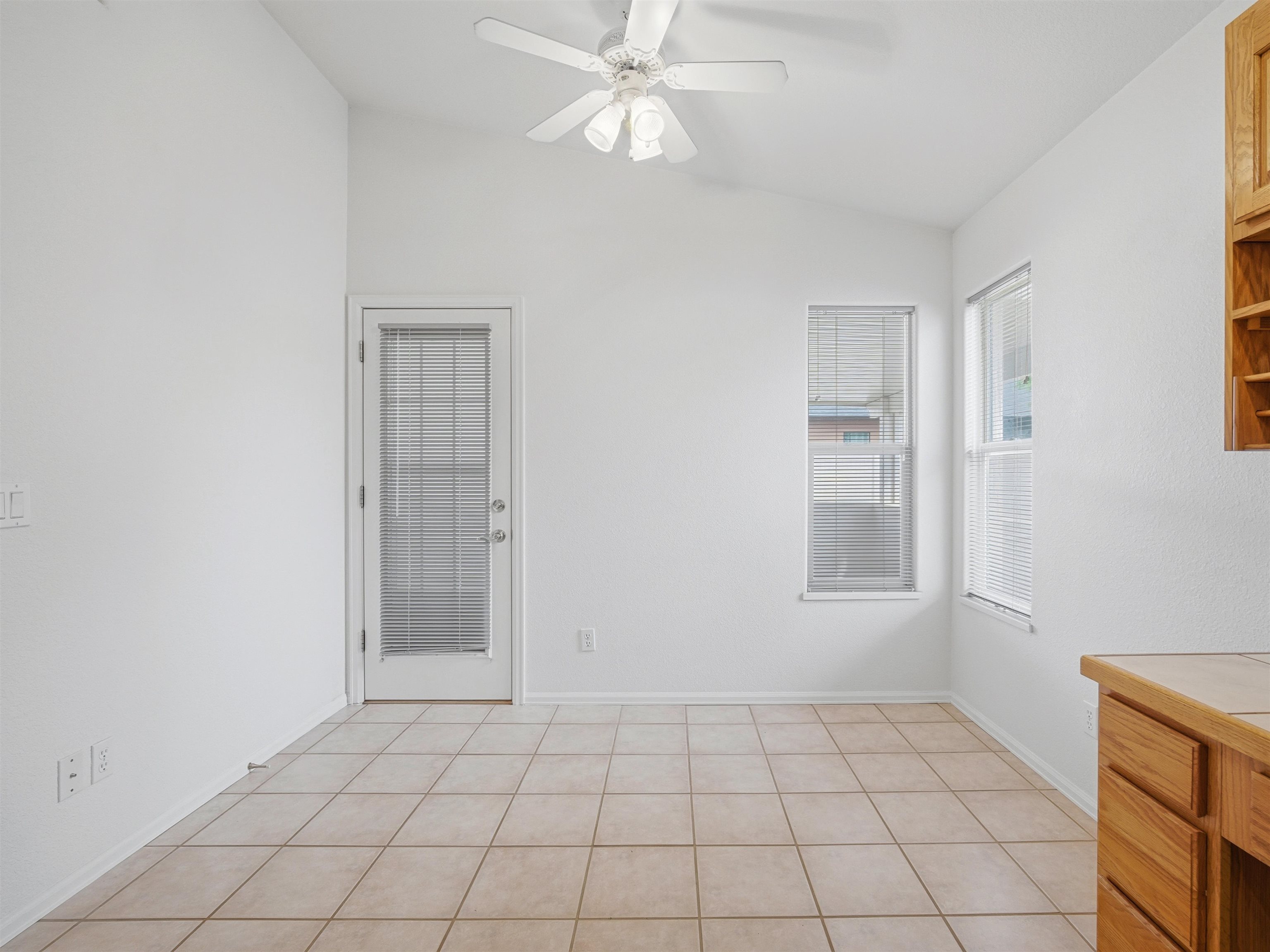3082 Shadowbrook Court