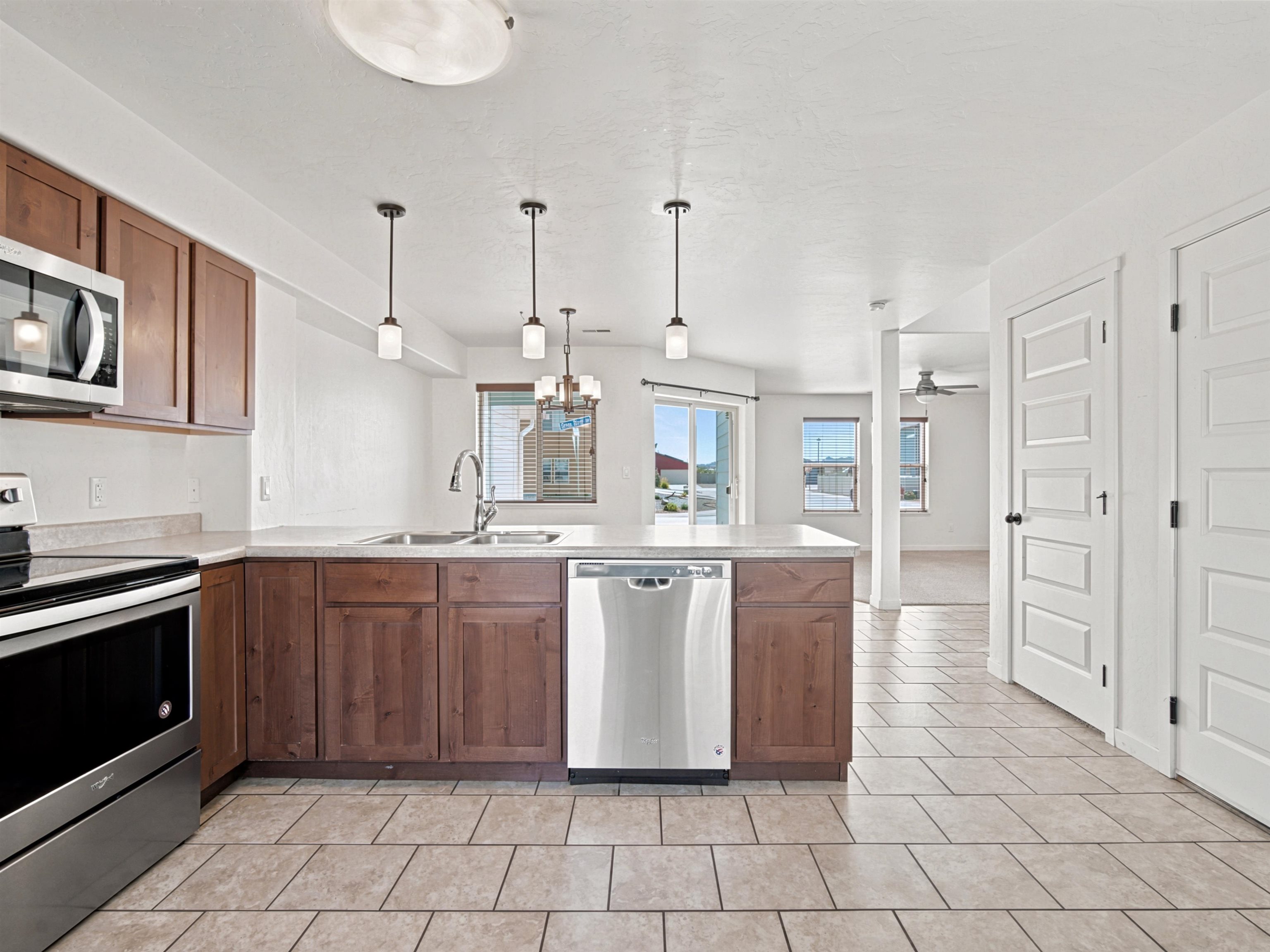 3140 Snake River Drive