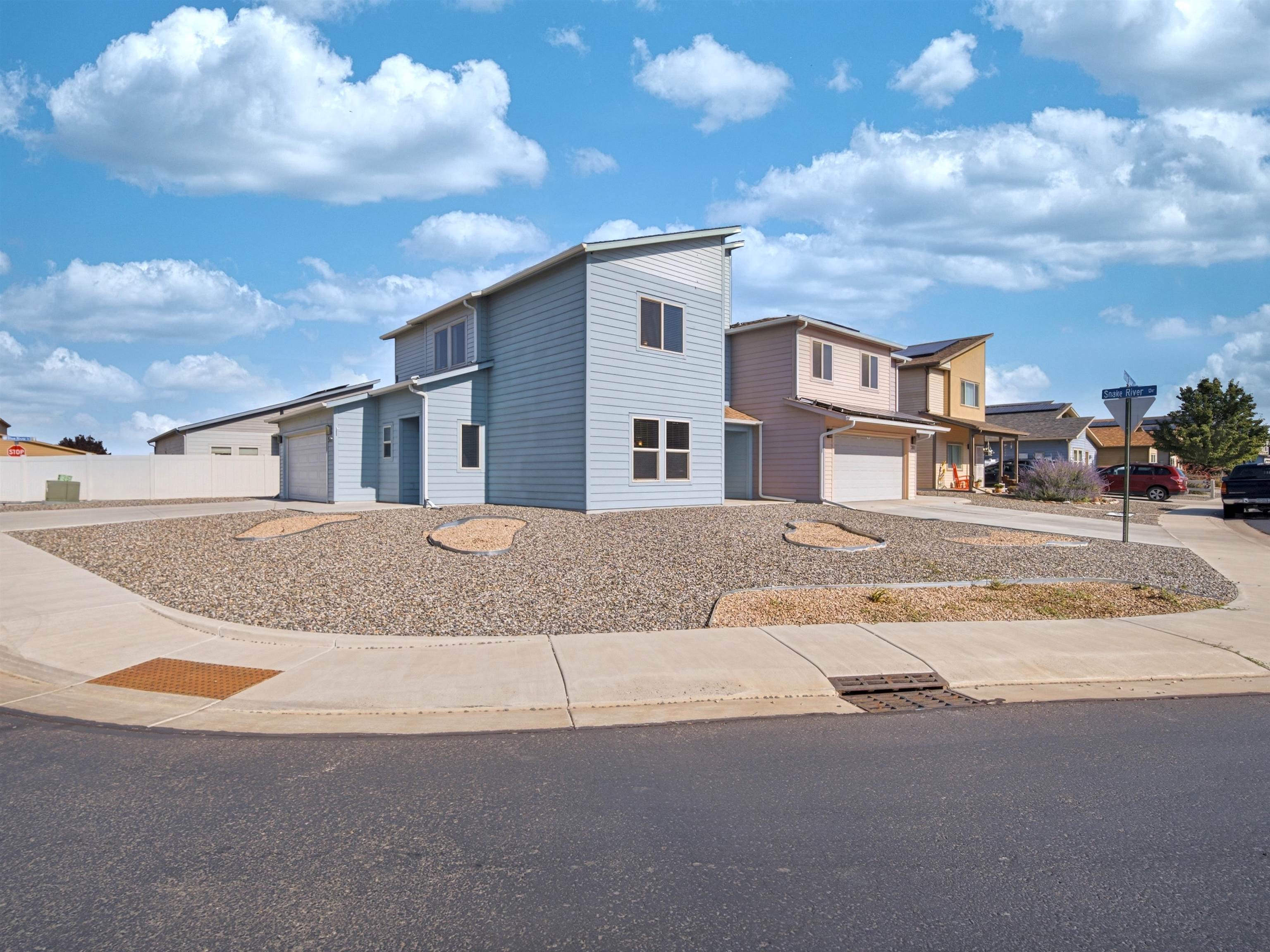3140 Snake River Drive
