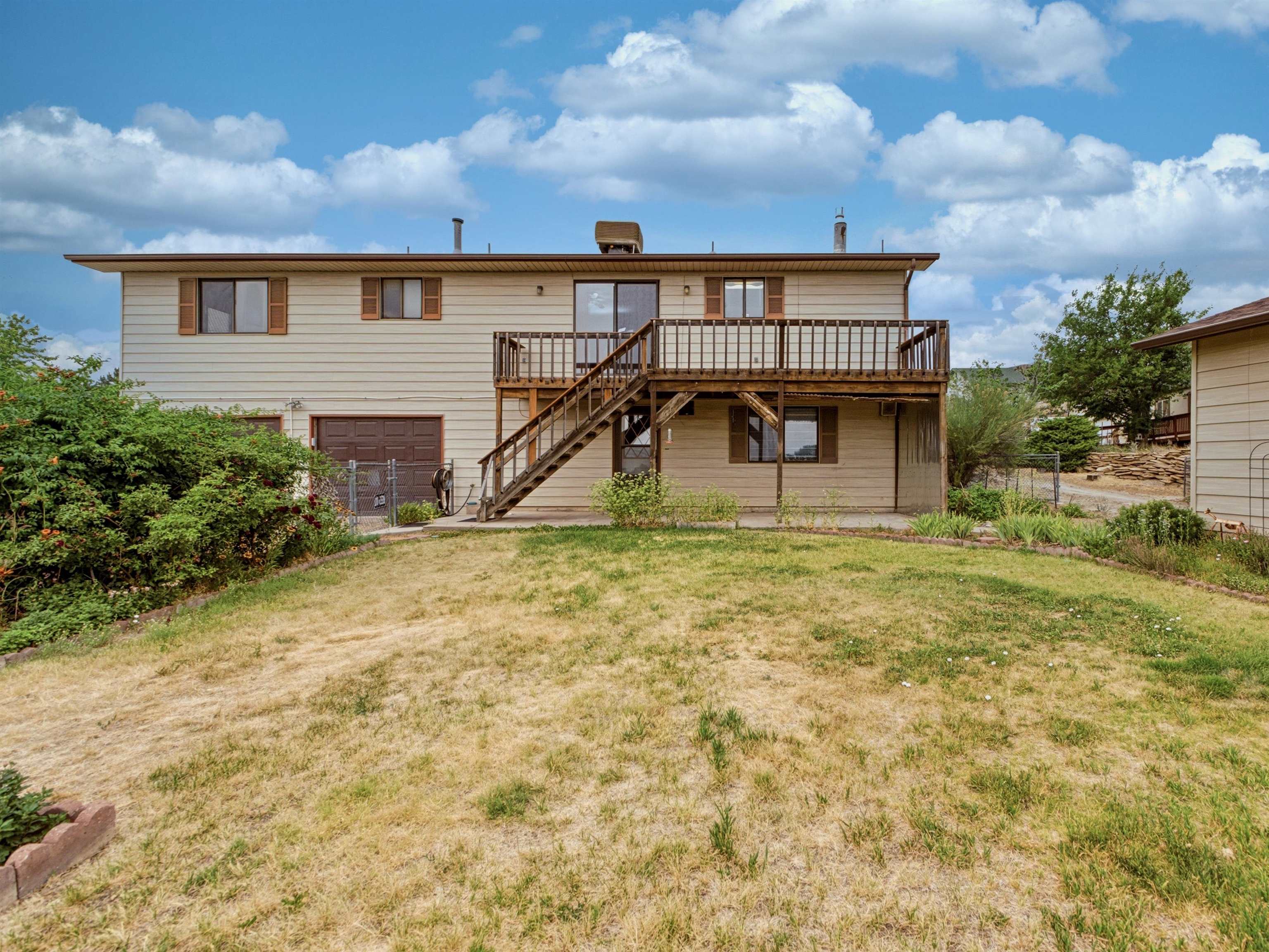 198 Desert Court