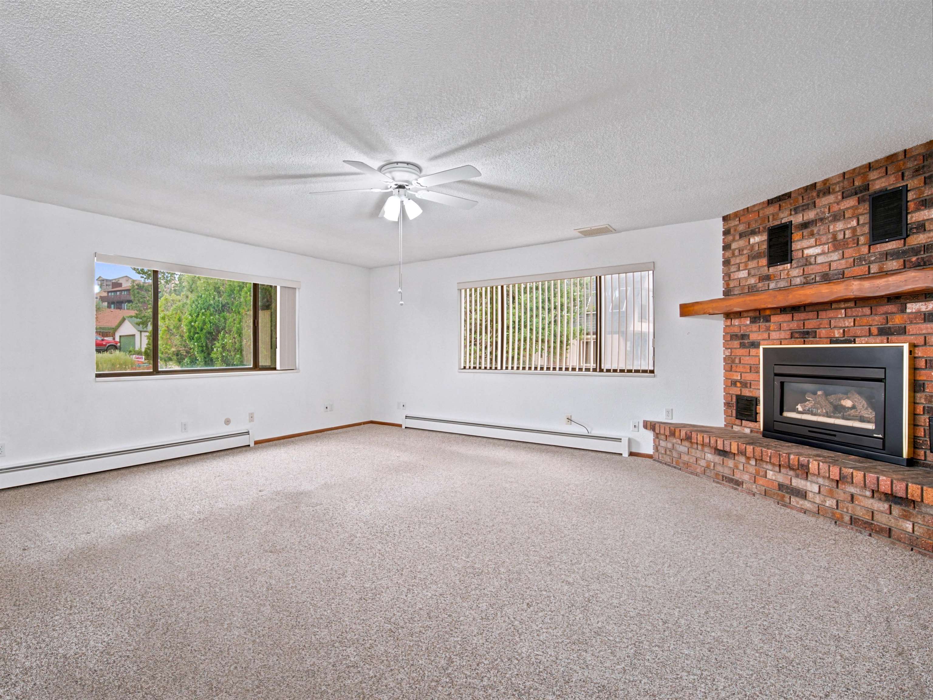 198 Desert Court