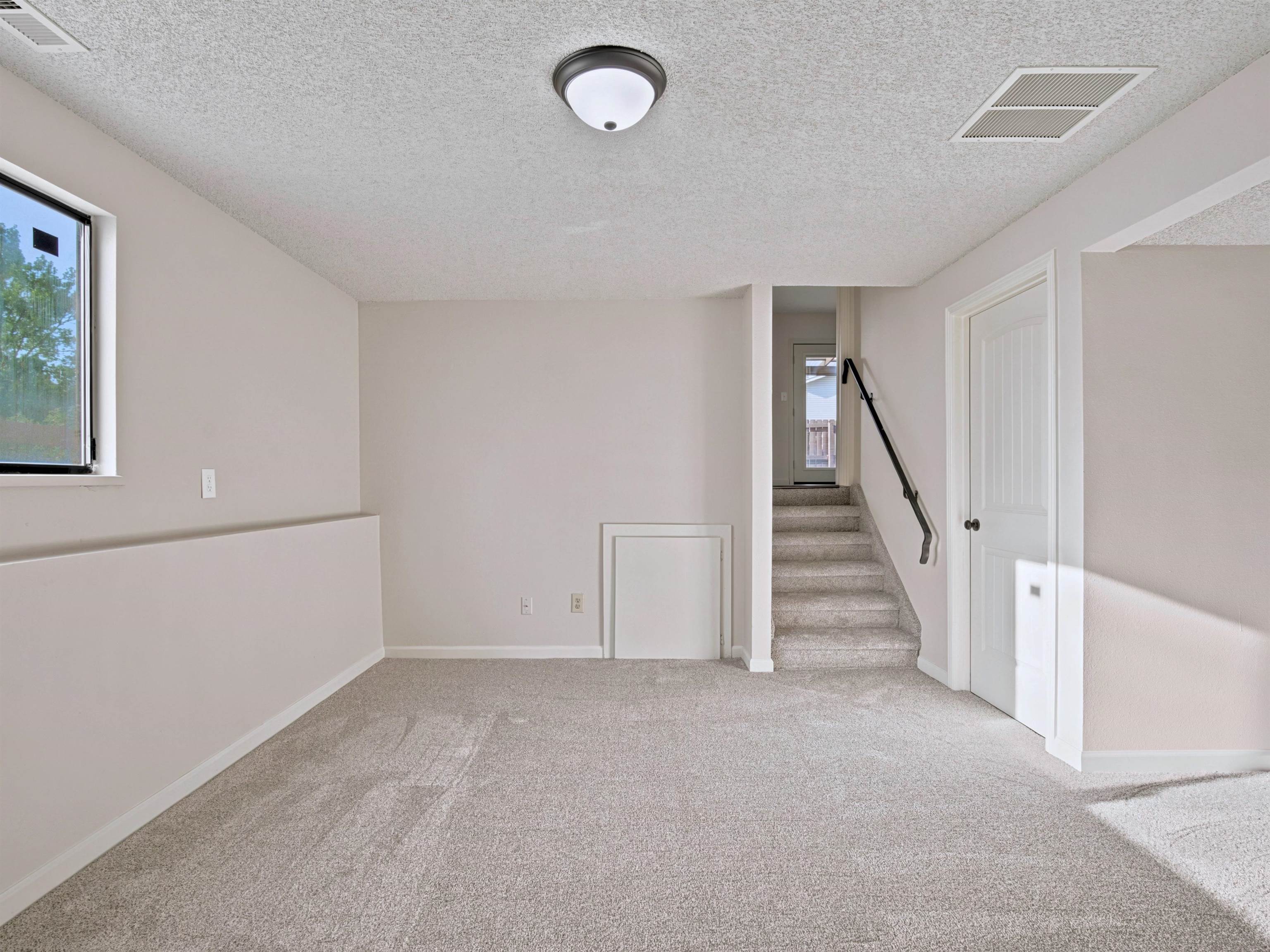1163 Santa Clara Avenue