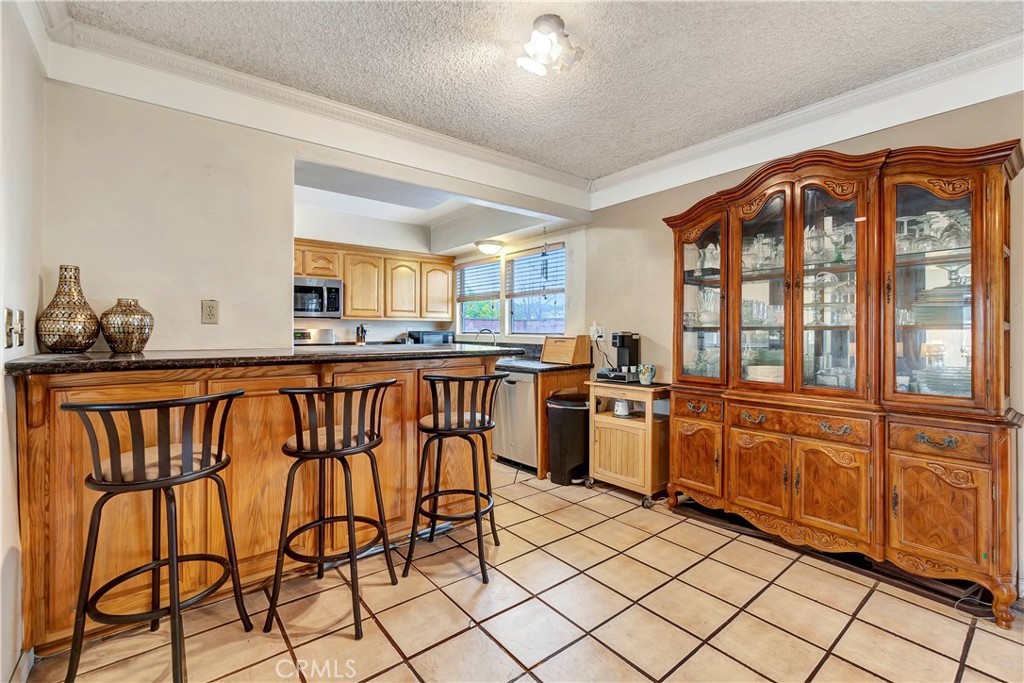 1228 S Evanwood Avenue